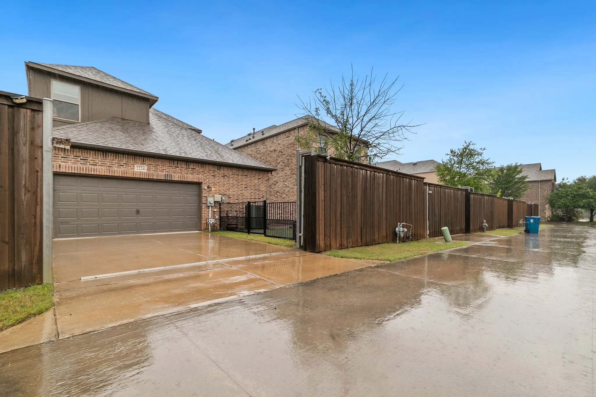 Single Family Residence For Sale in Denton County , 2224 7th Avenue, Flower Mound, Texas 75028, 4 Bedroom, 4 Bathroom, 2 Garage spaces, 2,833 Sqft, built in 2018, Preowned, mls#21227563, Real Estate Agent in Flower Mound, Homes For Sale in Denton county, Homes For Sale in Flower Mound, Realtor in Flower Mound Texas, Real Estate Brokerage Independent Realty Texas, Luminita Cordes Realtor