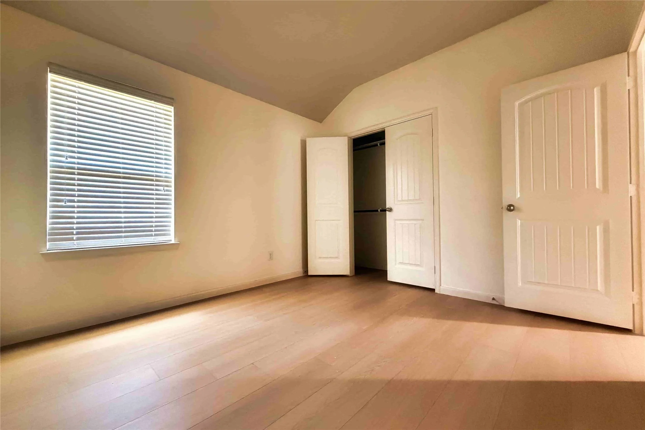 Single Family Residence For Sale in Kaufman County , 4485 Elderberry Street, Forney, Texas 75126, 4 Bedrooms, 2 Bathrooms, 2 Garage spaces, 2,168 Sqft, built in 2016, Price $278,000, mls#21249705, Real Estate Agent in Forney, Homes For Sale in Kaufman county, Homes For Sale in Forney, Realtor in Forney Texas, Real Estate Brokerage Independent Realty Texas, Luminita Cordes Realtor