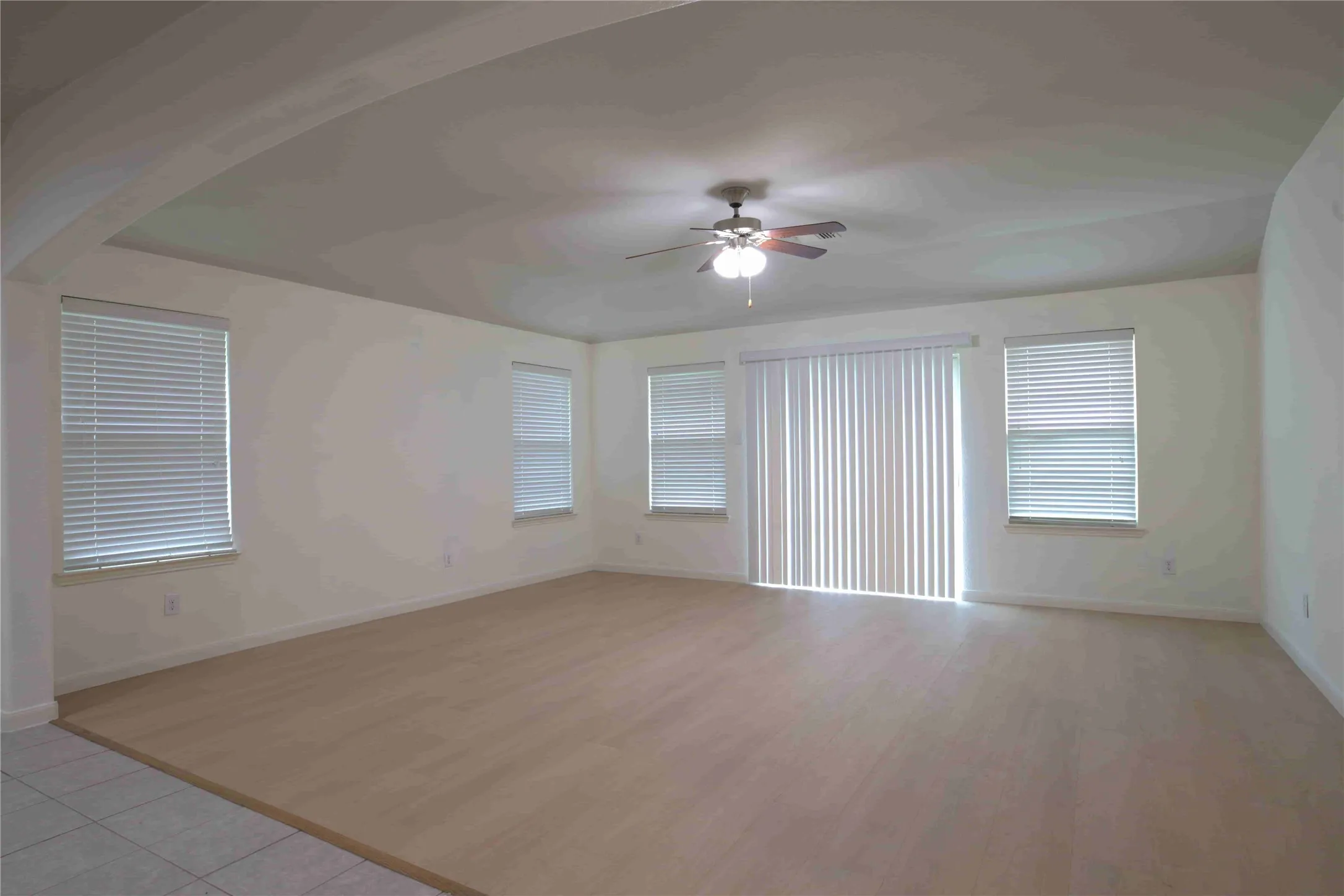Single Family Residence For Sale in Kaufman County , 4485 Elderberry Street, Forney, Texas 75126, 4 Bedrooms, 2 Bathrooms, 2 Garage spaces, 2,168 Sqft, built in 2016, Price $278,000, mls#21249705, Real Estate Agent in Forney, Homes For Sale in Kaufman county, Homes For Sale in Forney, Realtor in Forney Texas, Real Estate Brokerage Independent Realty Texas, Luminita Cordes Realtor