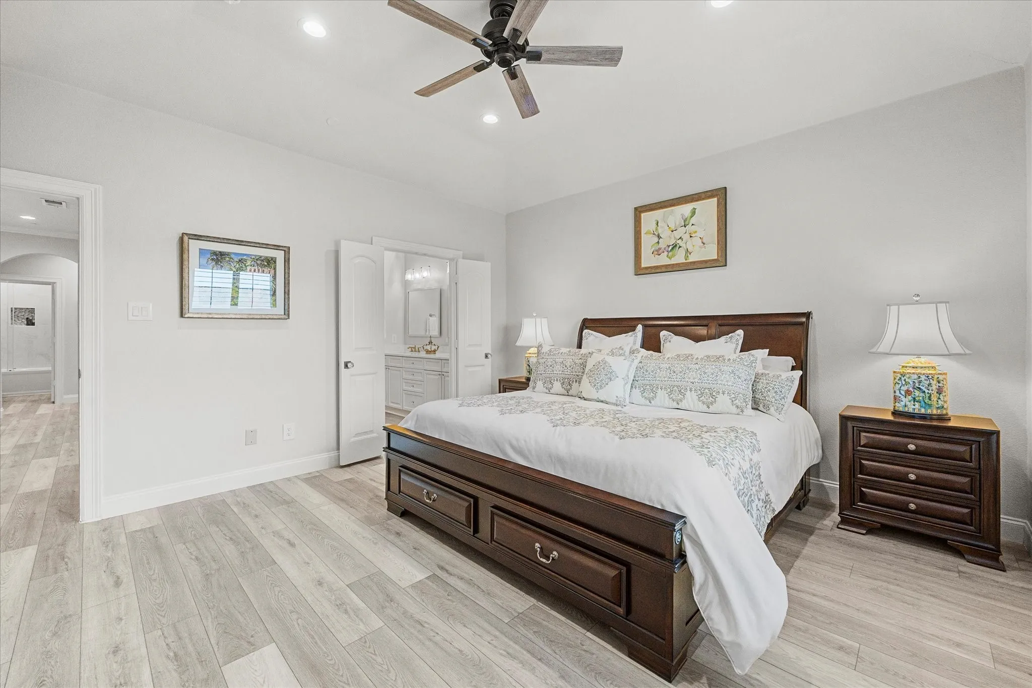 Condominium For Sale in Rockwall County , 1873 Signal Ridge Place, Rockwall, Texas 75032, 2 Bedroom, 2 Bathroom, Garage spaces, 1,405 Sqft, built in 2006, Preowned, mls#21240779, Real Estate Agent in Rockwall, Homes For Sale in Rockwall county, Homes For Sale in Rockwall, Realtor in Rockwall Texas, Real Estate Brokerage Independent Realty Texas, Luminita Cordes Realtor