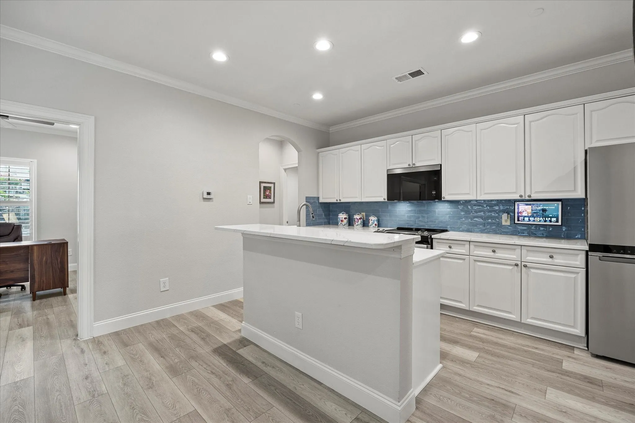 Condominium For Sale in Rockwall County , 1873 Signal Ridge Place, Rockwall, Texas 75032, 2 Bedroom, 2 Bathroom, Garage spaces, 1,405 Sqft, built in 2006, Preowned, mls#21240779, Real Estate Agent in Rockwall, Homes For Sale in Rockwall county, Homes For Sale in Rockwall, Realtor in Rockwall Texas, Real Estate Brokerage Independent Realty Texas, Luminita Cordes Realtor