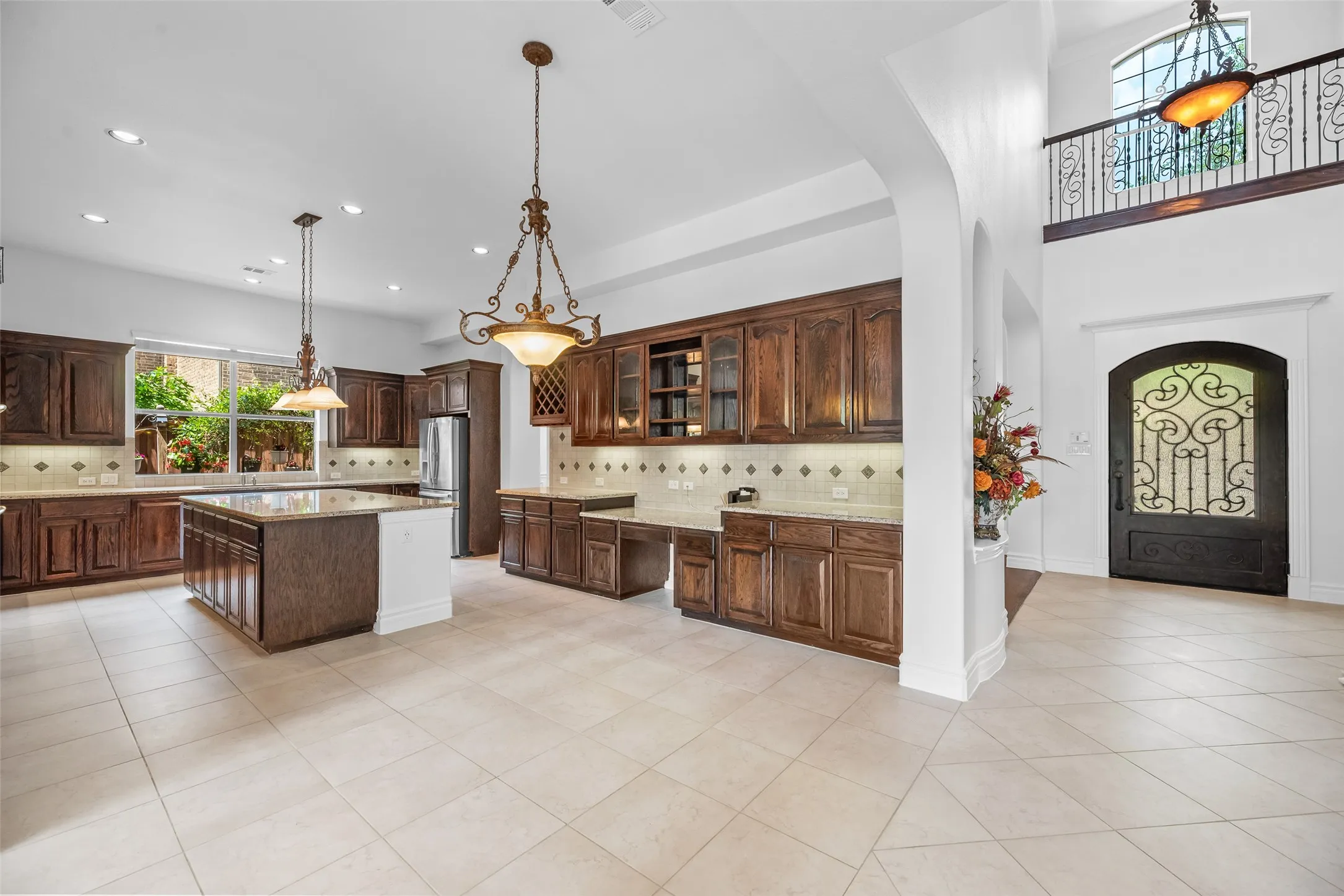 Single Family Residence For Sale in Collin County , 4568 Kentucky Drive, Plano, Texas 75024, 4 Bedroom, 5 Bathroom, 3 Garage spaces, 4,709 Sqft, built in 2006, mls#21249886, Real Estate Agent in Plano, Homes For Sale in Collin county, Homes For Sale in Plano, Realtor in Plano Texas, Real Estate Brokerage Independent Realty Texas, Luminita Cordes Realtor
