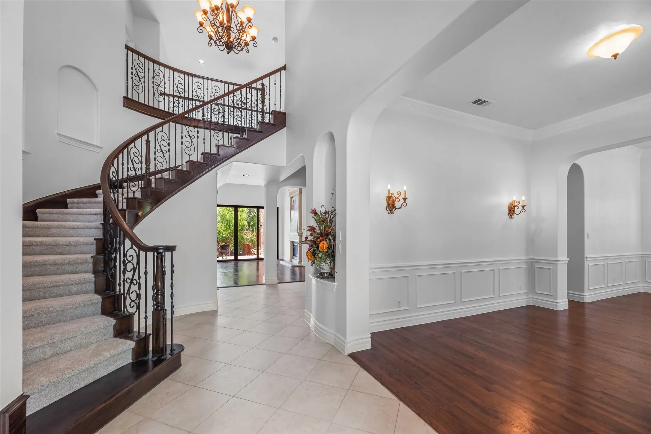 Single Family Residence For Sale in Collin County , 4568 Kentucky Drive, Plano, Texas 75024, 4 Bedroom, 5 Bathroom, 3 Garage spaces, 4,709 Sqft, built in 2006, mls#21249886, Real Estate Agent in Plano, Homes For Sale in Collin county, Homes For Sale in Plano, Realtor in Plano Texas, Real Estate Brokerage Independent Realty Texas, Luminita Cordes Realtor