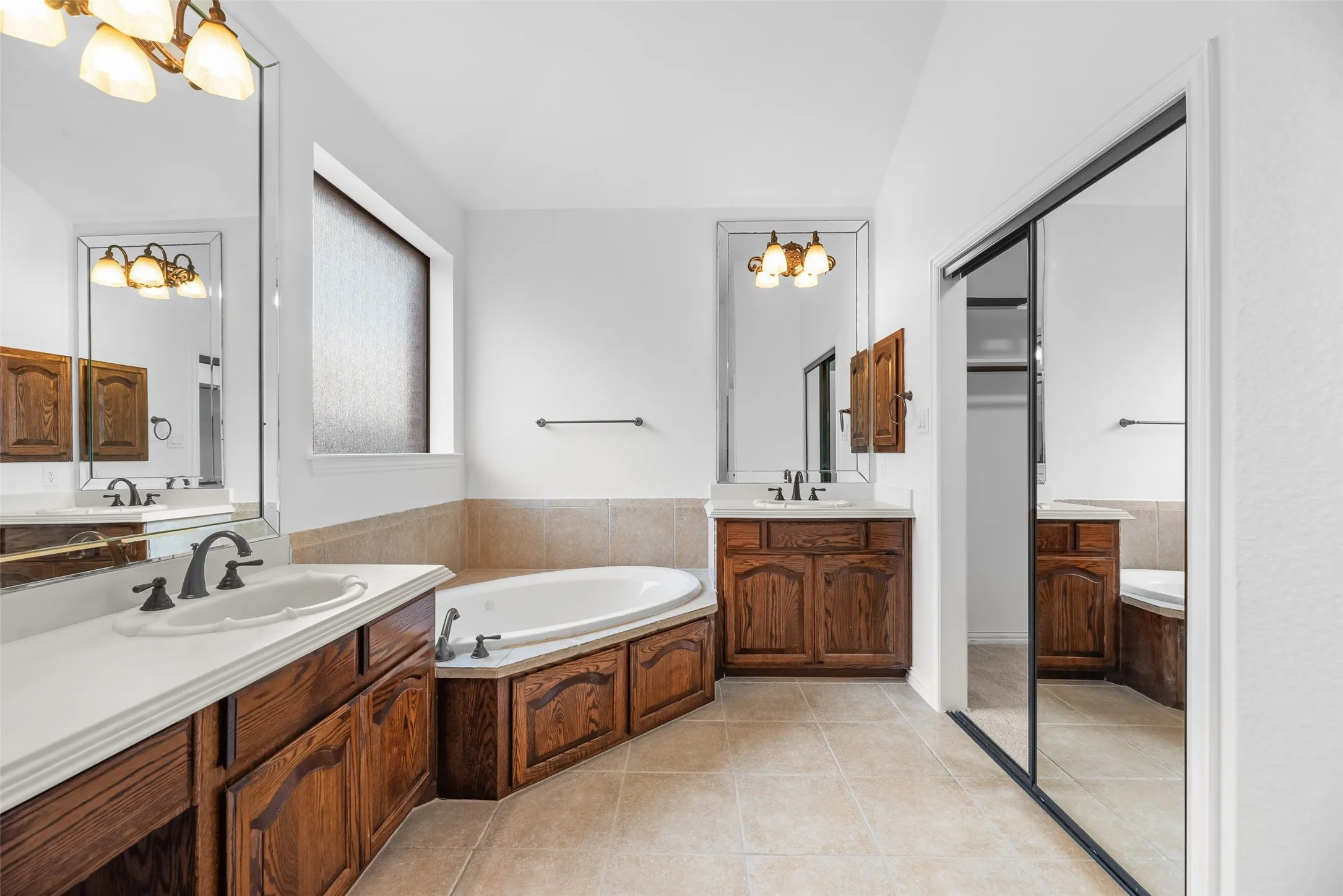 Single Family Residence For Sale in Collin County , 4568 Kentucky Drive, Plano, Texas 75024, 4 Bedroom, 5 Bathroom, 3 Garage spaces, 4,709 Sqft, built in 2006, mls#21249886, Real Estate Agent in Plano, Homes For Sale in Collin county, Homes For Sale in Plano, Realtor in Plano Texas, Real Estate Brokerage Independent Realty Texas, Luminita Cordes Realtor
