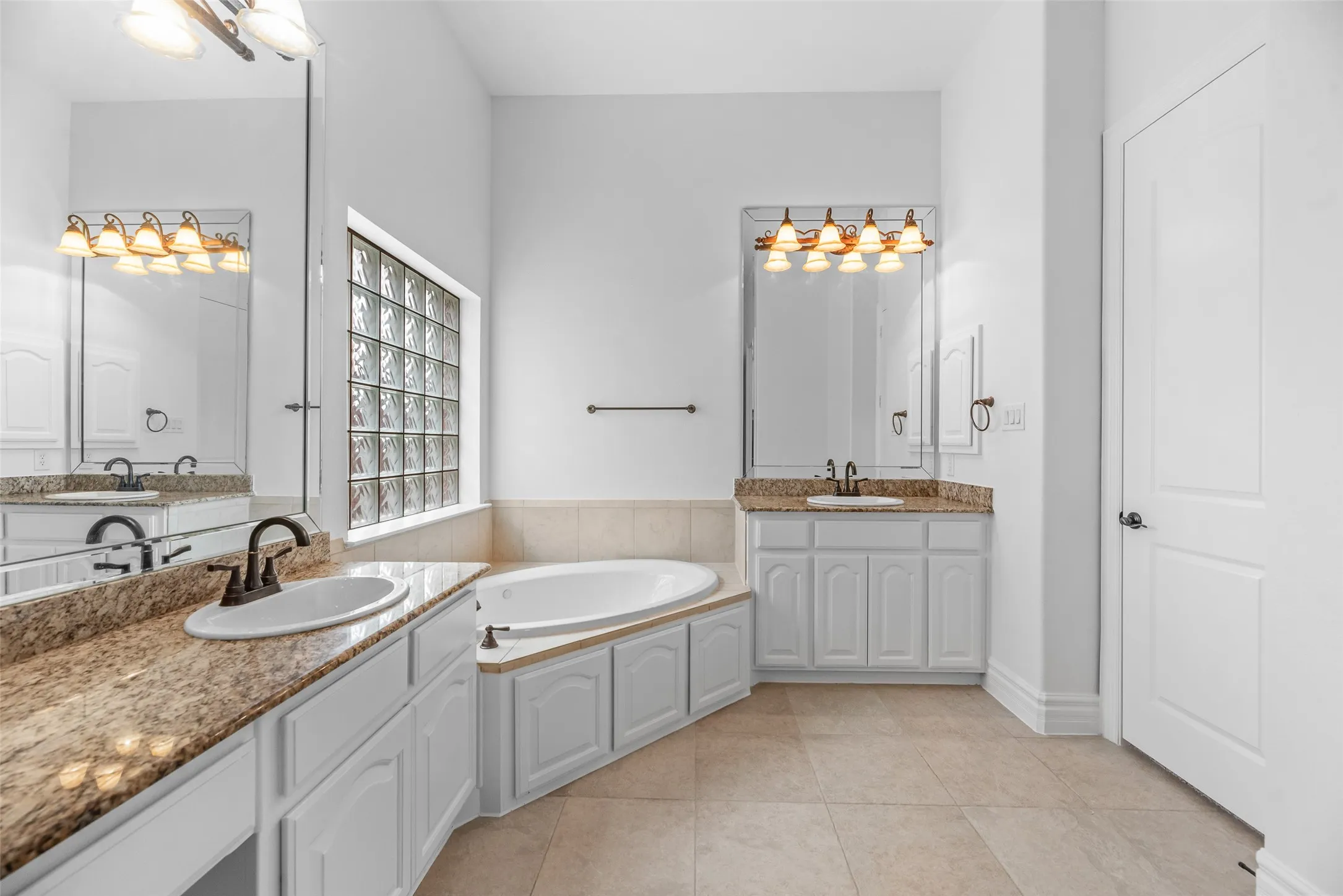 Single Family Residence For Sale in Collin County , 4568 Kentucky Drive, Plano, Texas 75024, 4 Bedroom, 5 Bathroom, 3 Garage spaces, 4,709 Sqft, built in 2006, mls#21249886, Real Estate Agent in Plano, Homes For Sale in Collin county, Homes For Sale in Plano, Realtor in Plano Texas, Real Estate Brokerage Independent Realty Texas, Luminita Cordes Realtor