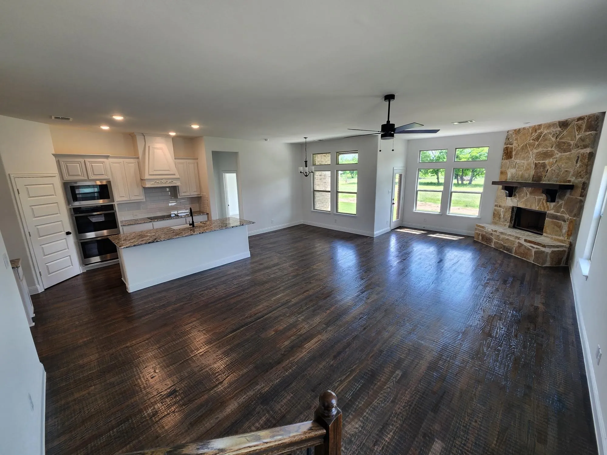 Single Family Residence For Sale in Grayson County , 376 Willie's Court, Whitesboro, Texas 76273, 4 Bedroom, 3 Bathroom, 6 Garage spaces, 2,843 Sqft, built in 2026, New Construction - Complete, mls#21249020, Real Estate Agent in Whitesboro, Homes For Sale in Grayson county, Homes For Sale in Whitesboro, Realtor in Whitesboro Texas, Real Estate Brokerage Independent Realty Texas, Luminita Cordes Realtor