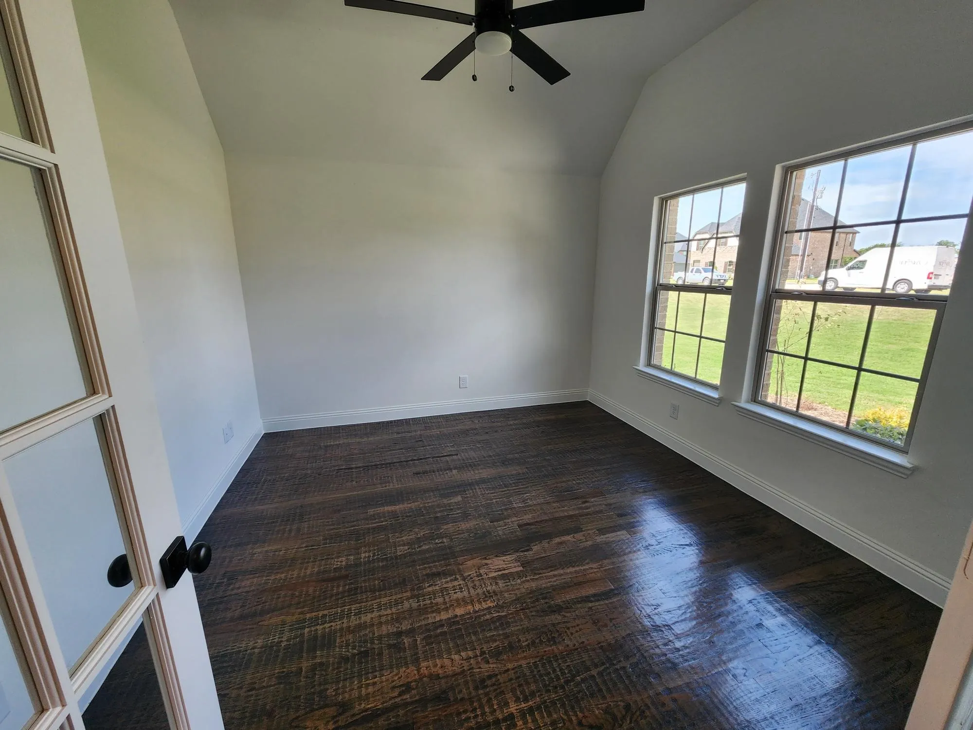 Single Family Residence For Sale in Grayson County , 376 Willie's Court, Whitesboro, Texas 76273, 4 Bedroom, 3 Bathroom, 6 Garage spaces, 2,843 Sqft, built in 2026, New Construction - Complete, mls#21249020, Real Estate Agent in Whitesboro, Homes For Sale in Grayson county, Homes For Sale in Whitesboro, Realtor in Whitesboro Texas, Real Estate Brokerage Independent Realty Texas, Luminita Cordes Realtor