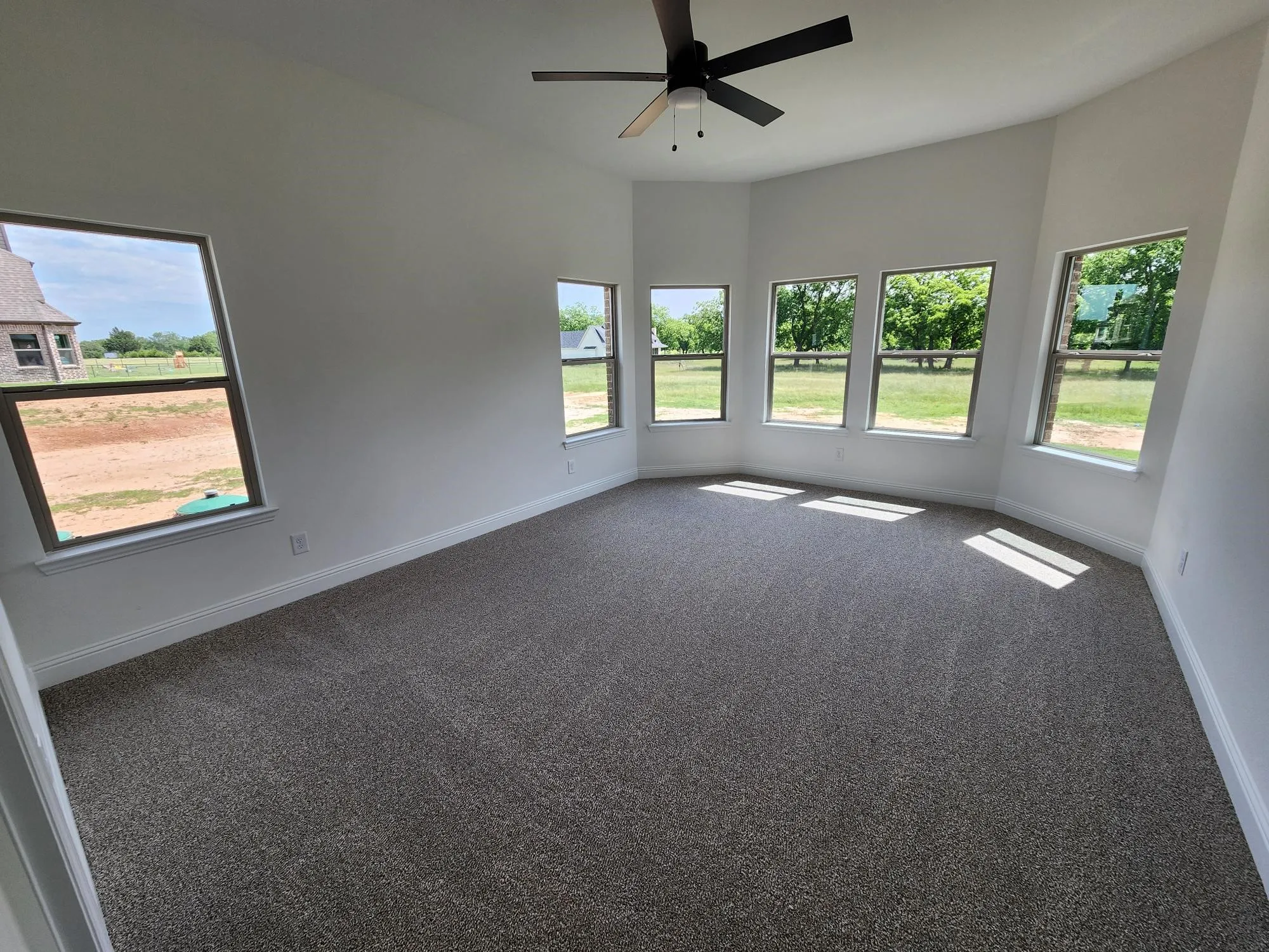 Single Family Residence For Sale in Grayson County , 376 Willie's Court, Whitesboro, Texas 76273, 4 Bedroom, 3 Bathroom, 6 Garage spaces, 2,843 Sqft, built in 2026, New Construction - Complete, mls#21249020, Real Estate Agent in Whitesboro, Homes For Sale in Grayson county, Homes For Sale in Whitesboro, Realtor in Whitesboro Texas, Real Estate Brokerage Independent Realty Texas, Luminita Cordes Realtor