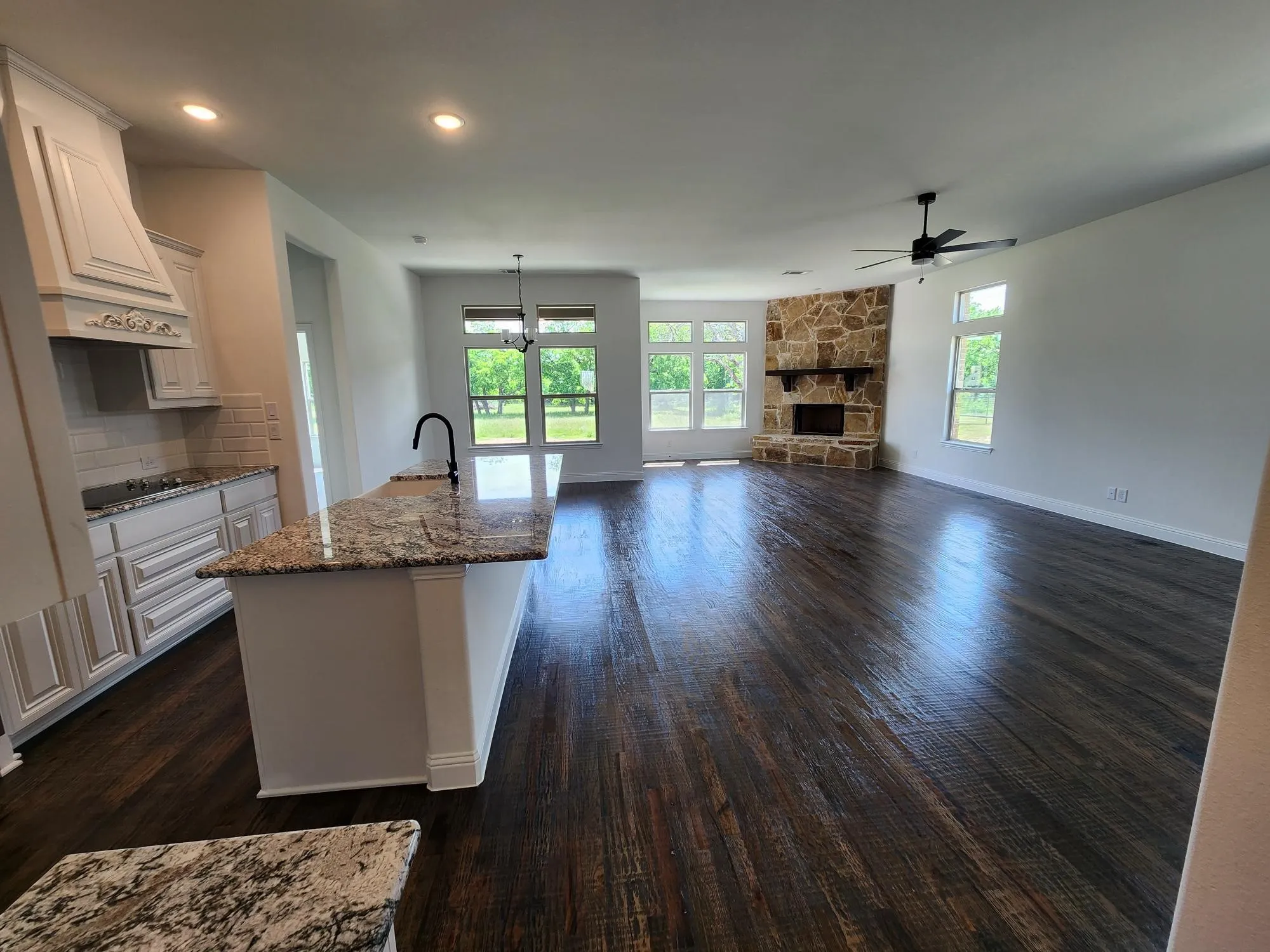 Single Family Residence For Sale in Grayson County , 376 Willie's Court, Whitesboro, Texas 76273, 4 Bedroom, 3 Bathroom, 6 Garage spaces, 2,843 Sqft, built in 2026, New Construction - Complete, mls#21249020, Real Estate Agent in Whitesboro, Homes For Sale in Grayson county, Homes For Sale in Whitesboro, Realtor in Whitesboro Texas, Real Estate Brokerage Independent Realty Texas, Luminita Cordes Realtor
