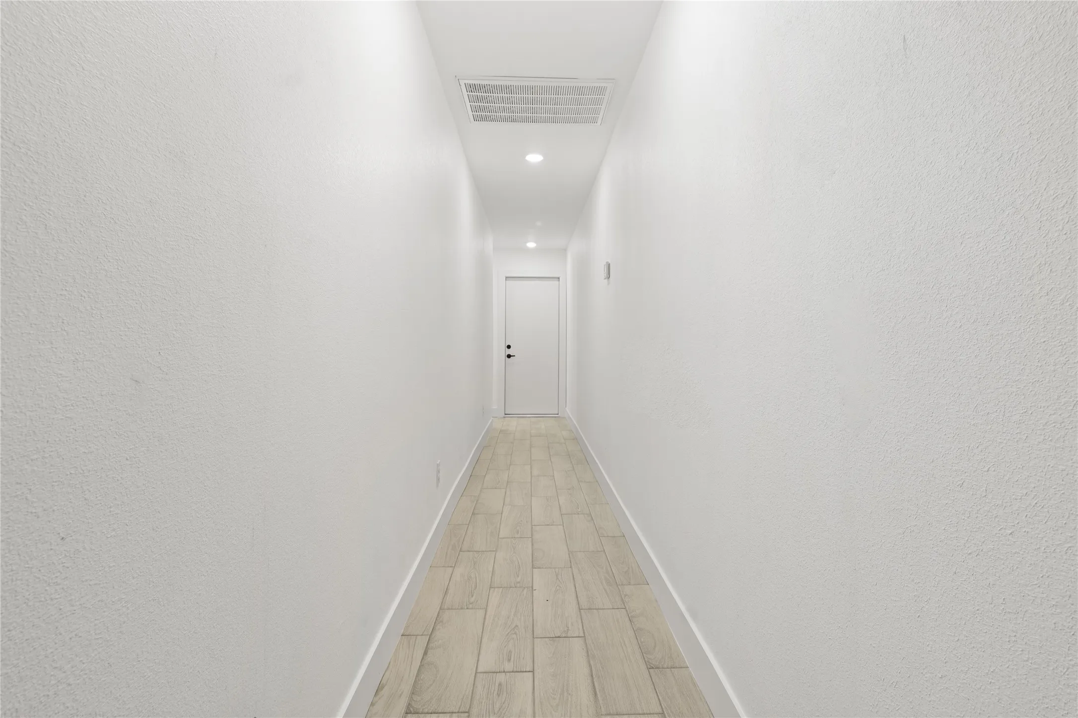 Duplex For Sale in Tarrant County , 4901 Cordova Avenue, Fort Worth, Texas 76132, 6 Bedroom, 4 Bathroom, Garage spaces, 0 Sqft, built in 1970, Preowned, Price $505,000, mls#21245633, Real Estate Agent in Fort Worth, Homes For Sale in Tarrant county, Homes For Sale in Fort Worth, Realtor in Fort Worth Texas, Real Estate Brokerage Independent Realty Texas, Luminita Cordes Realtor