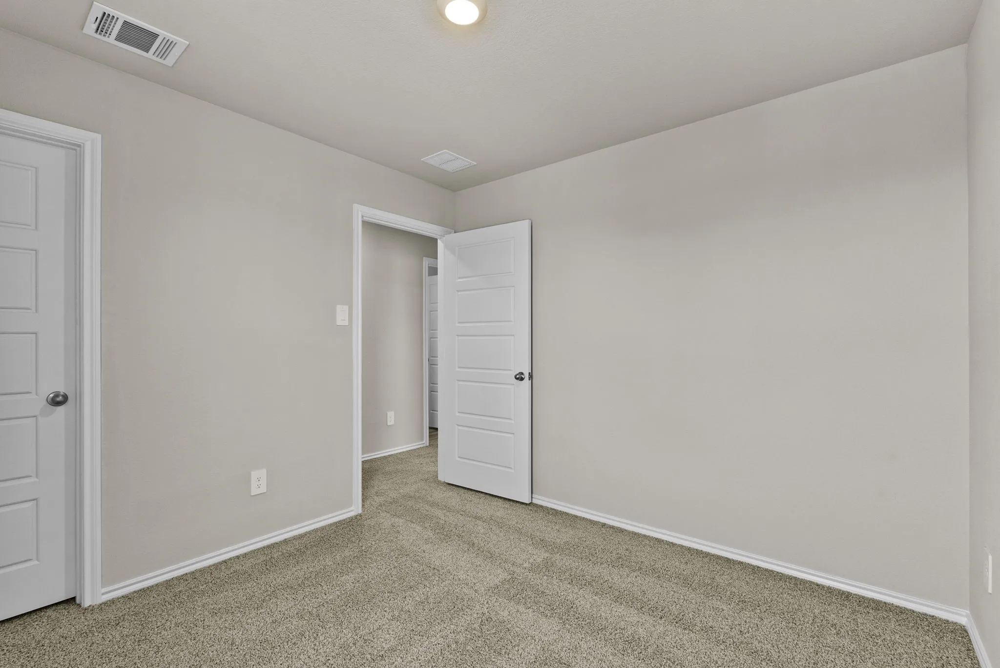 Single Family Residence For Sale in Tarrant County , 3057 Maple Orchard Lane, Fort Worth, Texas 76140, 3 Bedrooms, 3 Bathrooms, 2 Garage spaces, 1,494 Sqft, built in 2025, New Construction - Complete, Price $293,500, mls#21249934, Real Estate Agent in Fort Worth, Homes For Sale in Tarrant county, Homes For Sale in Fort Worth, Realtor in Fort Worth Texas, Real Estate Brokerage Independent Realty Texas, Luminita Cordes Realtor