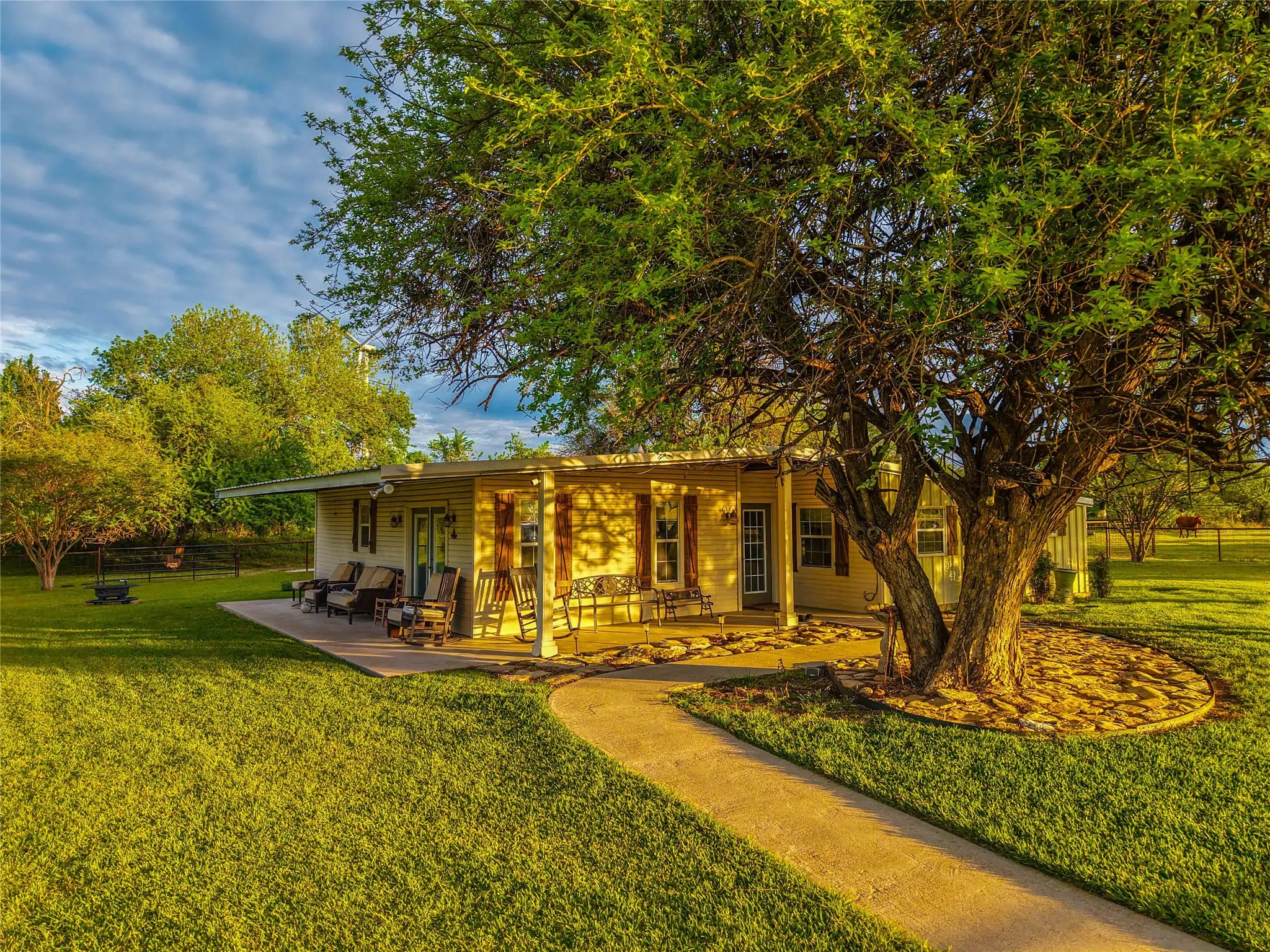 Unimproved Land For Sale in Hill County , 148 Hcr 3341, Hubbard, Texas 76648, 0, 0, Garage spaces, 0 Sqft, built in 2009, mls#21249561, Real Estate Agent in Hubbard, Homes For Sale in Hill county, Homes For Sale in Hubbard, Realtor in Hubbard Texas, Real Estate Brokerage Independent Realty Texas, Luminita Cordes Realtor