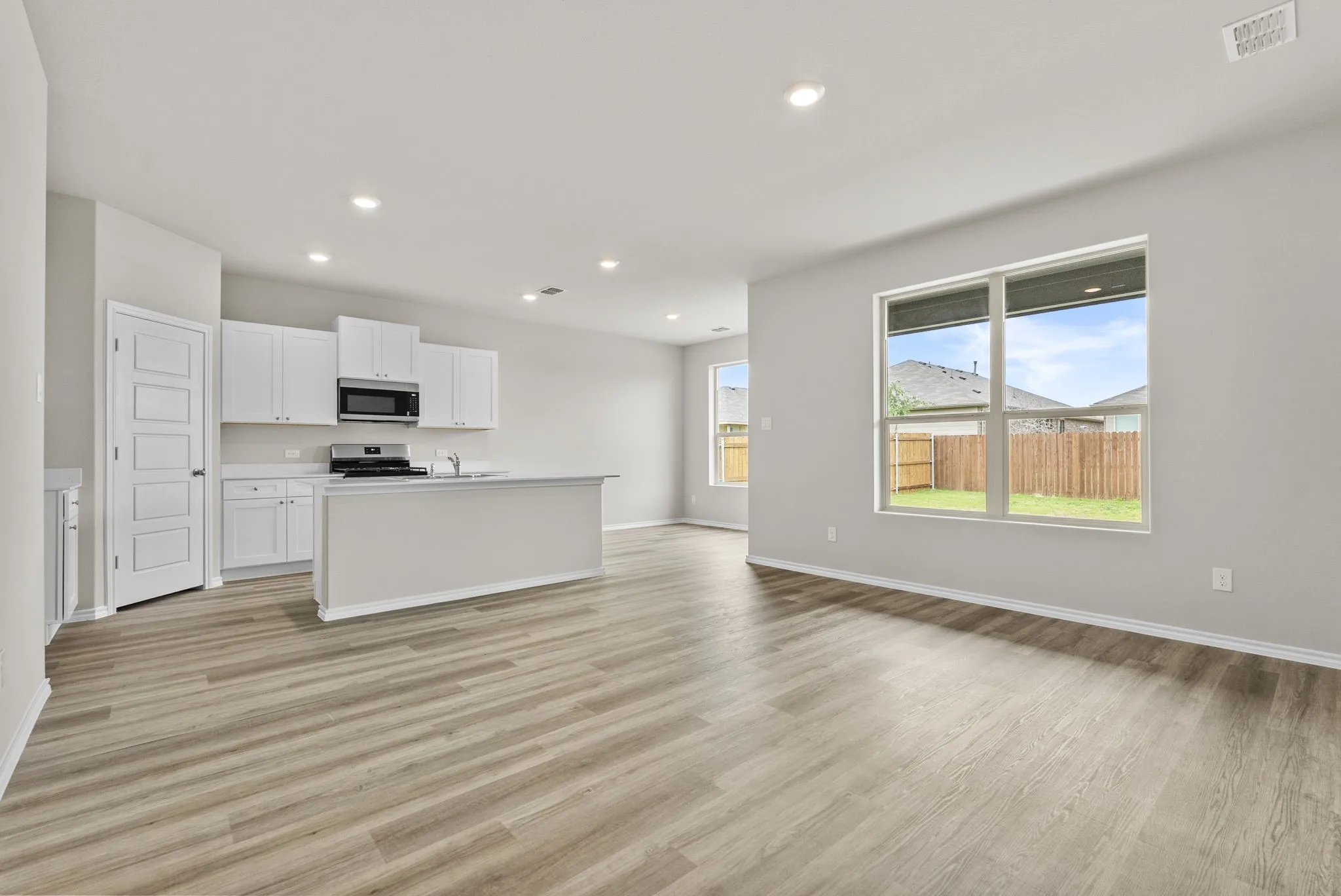 Single Family Residence For Sale in Tarrant County , 4312 Valley Brook Drive, Crowley, Texas 76036, 3 Bedrooms, 2 Bathrooms, 2 Garage spaces, 1,446 Sqft, built in 2025, New Construction - Complete, Price $305,000, mls#21249971, Real Estate Agent in Crowley, Homes For Sale in Tarrant county, Homes For Sale in Crowley, Realtor in Crowley Texas, Real Estate Brokerage Independent Realty Texas, Luminita Cordes Realtor