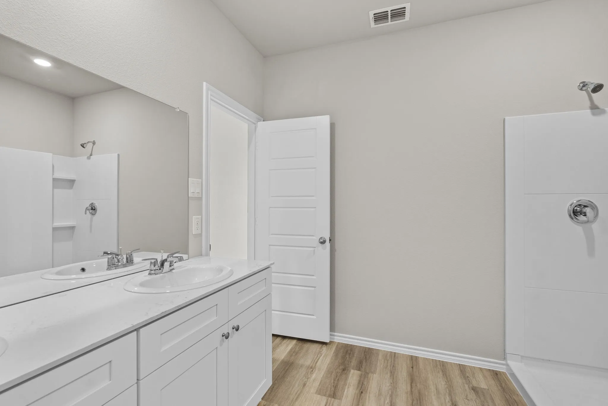Single Family Residence For Sale in Tarrant County , 4312 Valley Brook Drive, Crowley, Texas 76036, 3 Bedrooms, 2 Bathrooms, 2 Garage spaces, 1,446 Sqft, built in 2025, New Construction - Complete, Price $305,000, mls#21249971, Real Estate Agent in Crowley, Homes For Sale in Tarrant county, Homes For Sale in Crowley, Realtor in Crowley Texas, Real Estate Brokerage Independent Realty Texas, Luminita Cordes Realtor