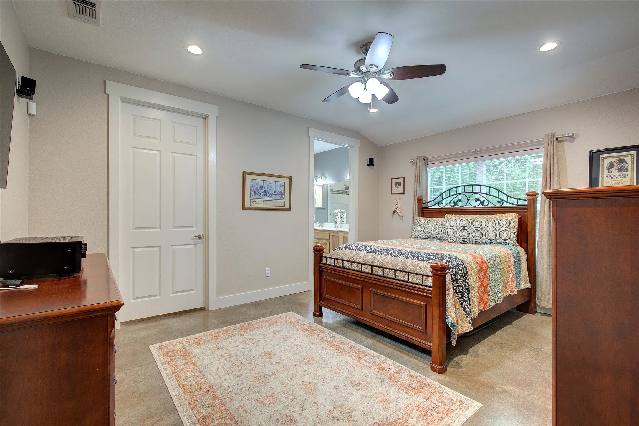 Farm For Sale in Hopkins County , 1774 County Road 3562, Dike, Texas 75437, 3 Bedroom, 2 Bathroom, 2 Garage spaces, 1,894 Sqft, built in 2019, Preowned, mls#21247276, Real Estate Agent in Dike, Homes For Sale in Hopkins county, Homes For Sale in Dike, Realtor in Dike Texas, Real Estate Brokerage Independent Realty Texas, Luminita Cordes Realtor