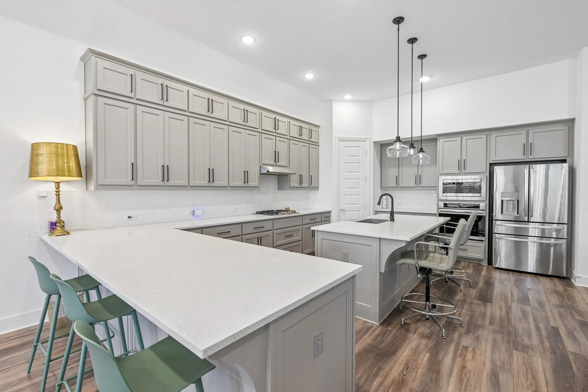 Single Family Residence For Sale in Ellis County , 449 Country Meadows Boulevard, Waxahachie, Texas 75165, 4 Bedroom, 4 Bathroom, 3 Garage spaces, 2,890 Sqft, built in 2021, mls#21248017, Real Estate Agent in Waxahachie, Homes For Sale in Ellis county, Homes For Sale in Waxahachie, Realtor in Waxahachie Texas, Real Estate Brokerage Independent Realty Texas, Luminita Cordes Realtor