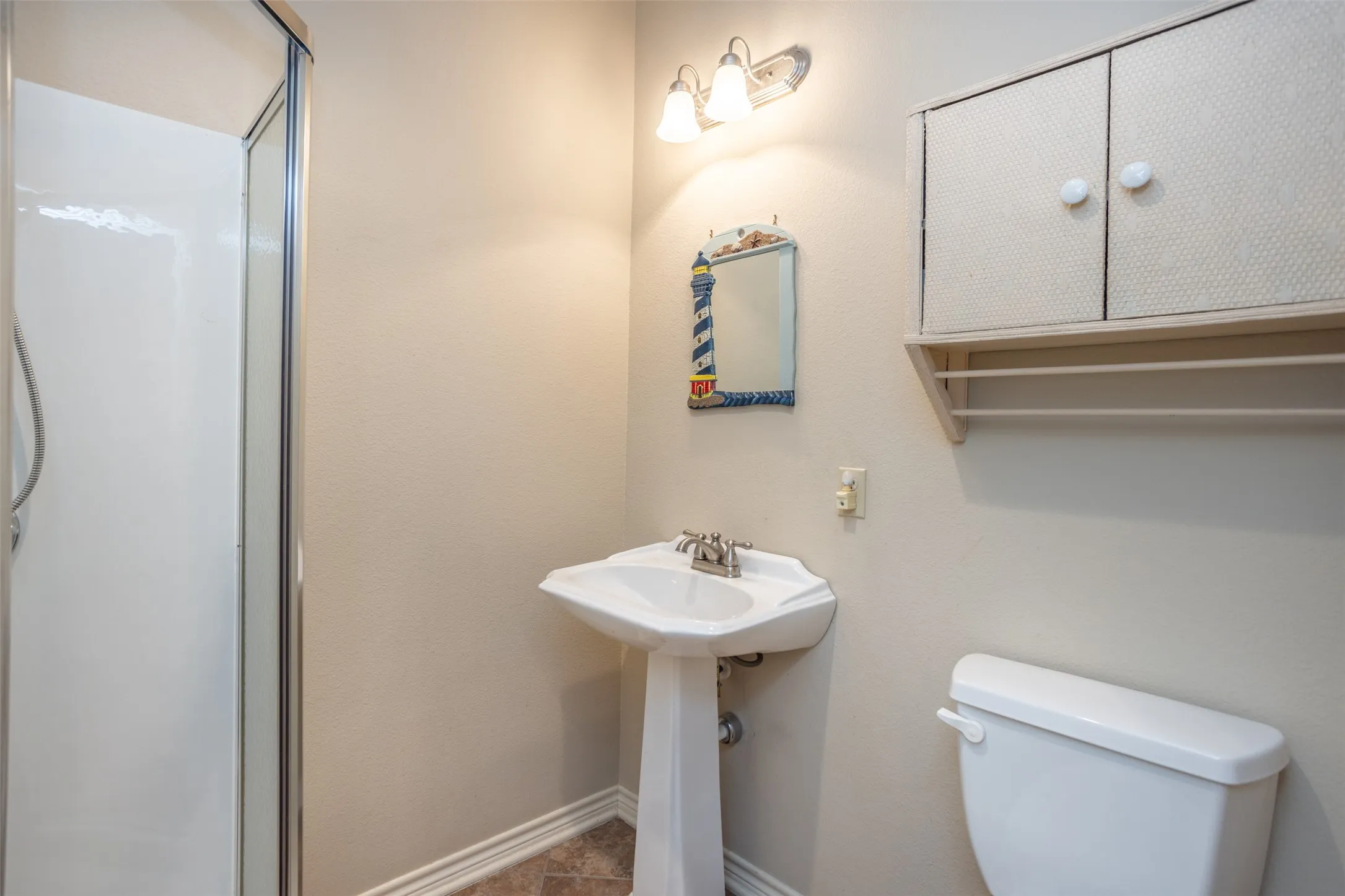 3rd Full Bath
Main Level