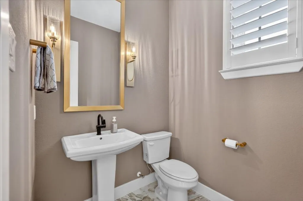 Single Family Residence For Sale in Rockwall County , 2404 Judith Drive, Rockwall, Texas 75087, 4 Bedrooms, 4 Bathrooms, 3 Garage spaces, 3,239 Sqft, built in 2025, Preowned, Price $774,900, mls#21250009, Real Estate Agent in Rockwall, Homes For Sale in Rockwall county, Homes For Sale in Rockwall, Realtor in Rockwall Texas, Real Estate Brokerage Independent Realty Texas, Luminita Cordes Realtor
