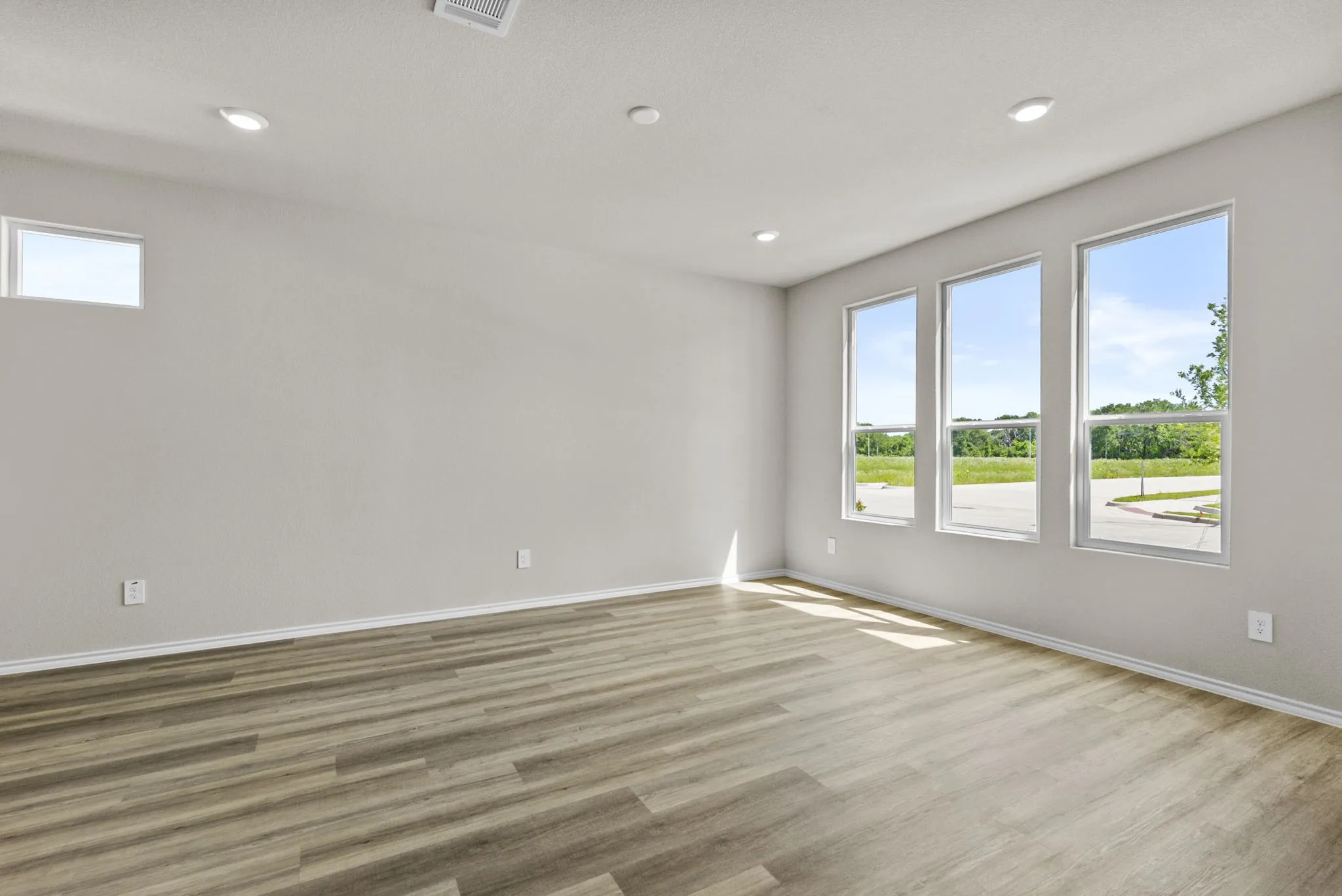 Single Family Residence For Sale in Tarrant County , 3153 Maple Orchard Lane, Fort Worth, Texas 76140, 3 Bedroom, 3 Bathroom, 2 Garage spaces, 1,928 Sqft, built in 2025, New Construction - Complete, Price $298,000, mls#21250032, Real Estate Agent in Fort Worth, Homes For Sale in Tarrant county, Homes For Sale in Fort Worth, Realtor in Fort Worth Texas, Real Estate Brokerage Independent Realty Texas, Luminita Cordes Realtor