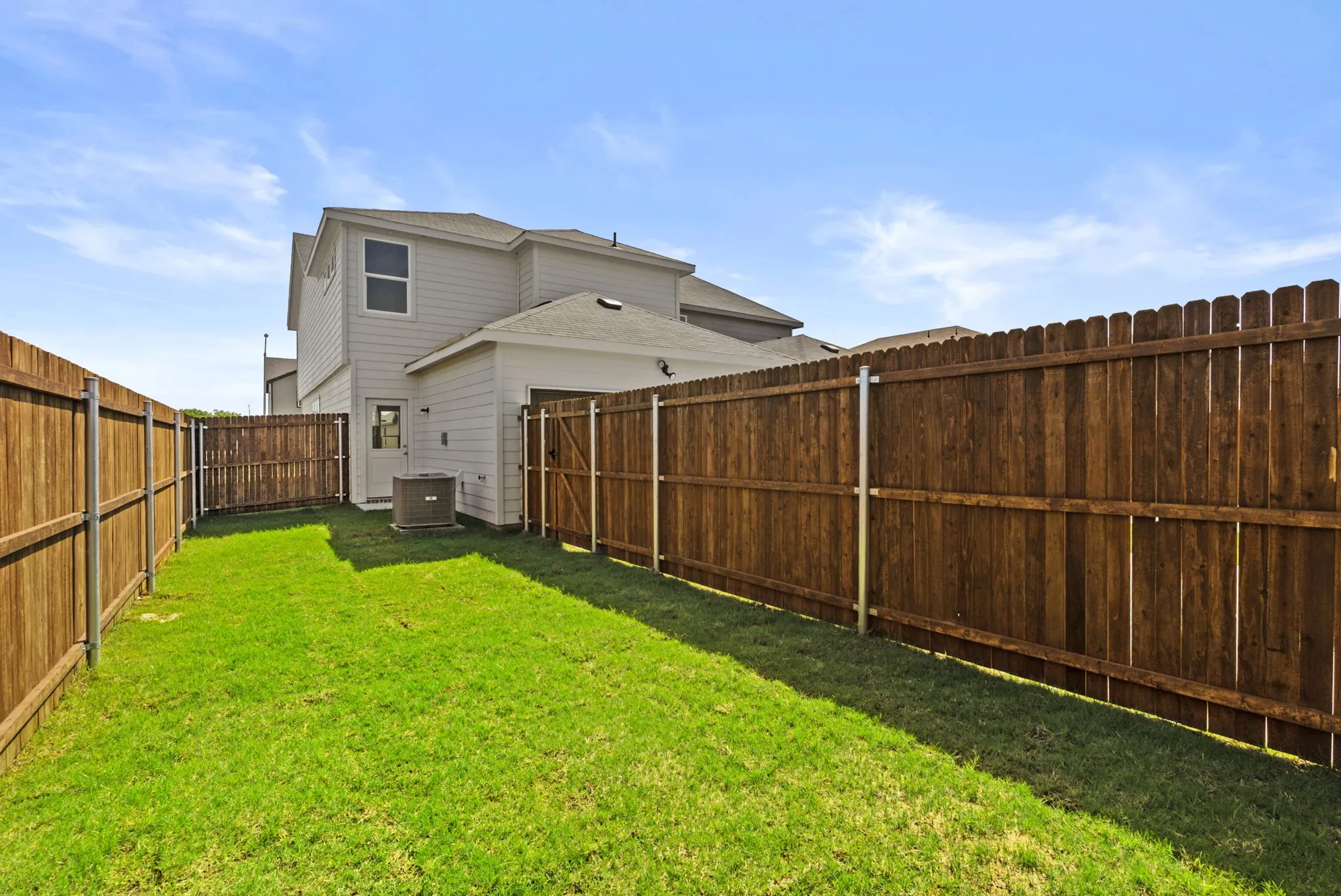 Single Family Residence For Sale in Tarrant County , 3153 Maple Orchard Lane, Fort Worth, Texas 76140, 3 Bedroom, 3 Bathroom, 2 Garage spaces, 1,928 Sqft, built in 2025, New Construction - Complete, Price $298,000, mls#21250032, Real Estate Agent in Fort Worth, Homes For Sale in Tarrant county, Homes For Sale in Fort Worth, Realtor in Fort Worth Texas, Real Estate Brokerage Independent Realty Texas, Luminita Cordes Realtor