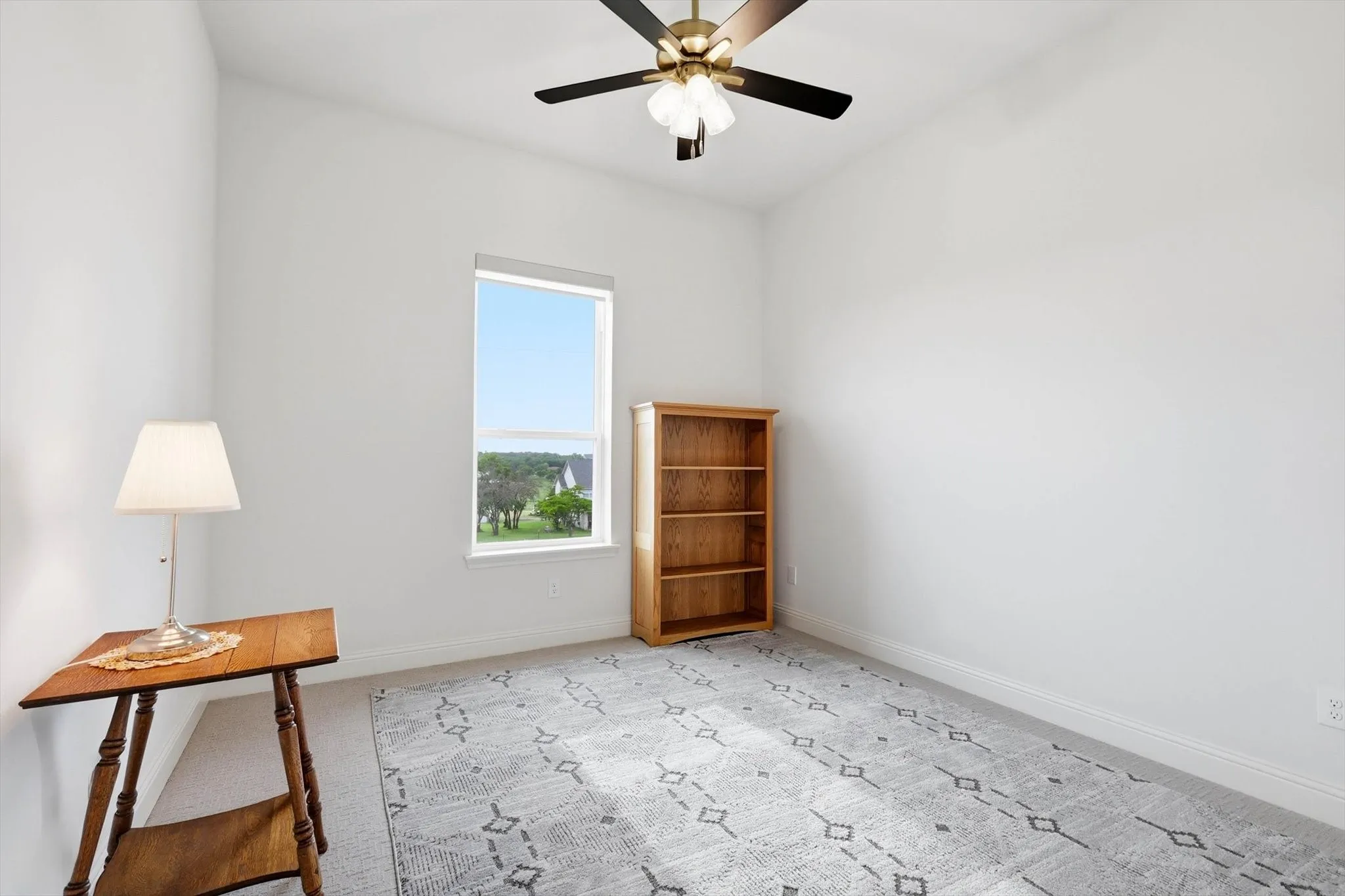 Single Family Residence For Sale in Parker County , 200 Finney Drive, Weatherford, Texas 76085, 4 Bedroom, 3 Bathroom, 3 Garage spaces, 2,644 Sqft, built in 2021, mls#21248029, Real Estate Agent in Weatherford, Homes For Sale in Parker county, Homes For Sale in Weatherford, Realtor in Weatherford Texas, Real Estate Brokerage Independent Realty Texas, Luminita Cordes Realtor