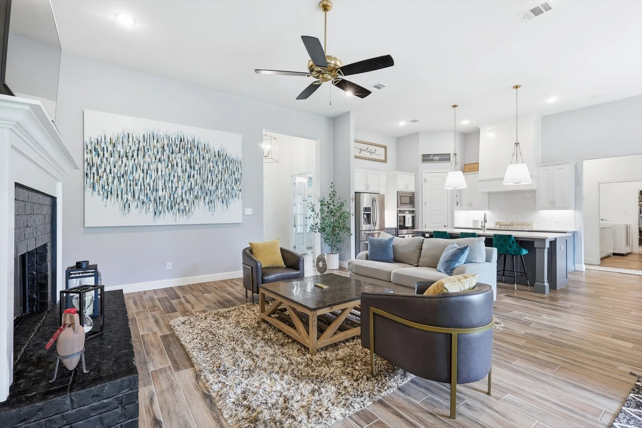 Single Family Residence For Sale in Parker County , 200 Finney Drive, Weatherford, Texas 76085, 4 Bedroom, 3 Bathroom, 3 Garage spaces, 2,644 Sqft, built in 2021, mls#21248029, Real Estate Agent in Weatherford, Homes For Sale in Parker county, Homes For Sale in Weatherford, Realtor in Weatherford Texas, Real Estate Brokerage Independent Realty Texas, Luminita Cordes Realtor
