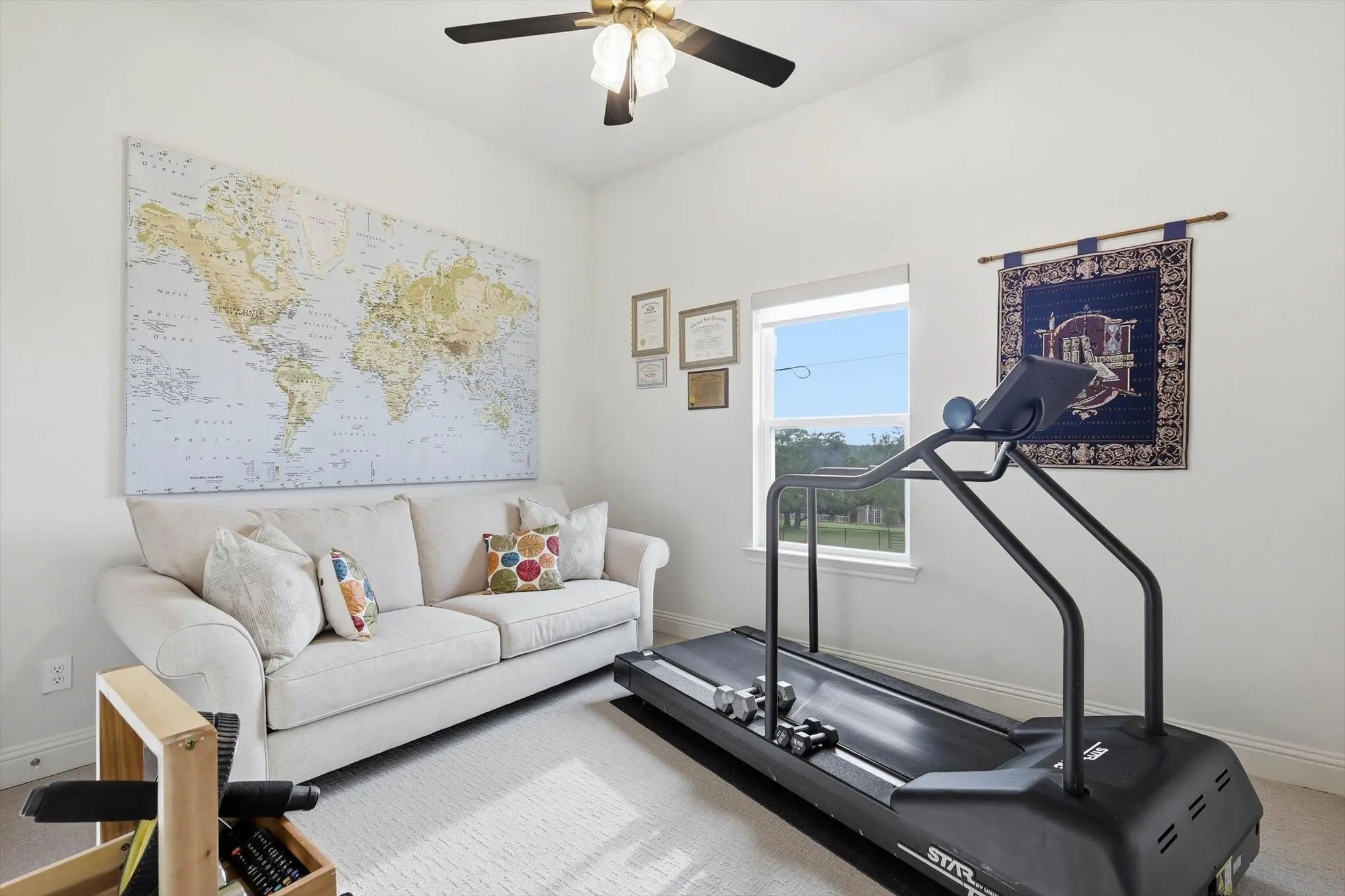 Single Family Residence For Sale in Parker County , 200 Finney Drive, Weatherford, Texas 76085, 4 Bedroom, 3 Bathroom, 3 Garage spaces, 2,644 Sqft, built in 2021, mls#21248029, Real Estate Agent in Weatherford, Homes For Sale in Parker county, Homes For Sale in Weatherford, Realtor in Weatherford Texas, Real Estate Brokerage Independent Realty Texas, Luminita Cordes Realtor