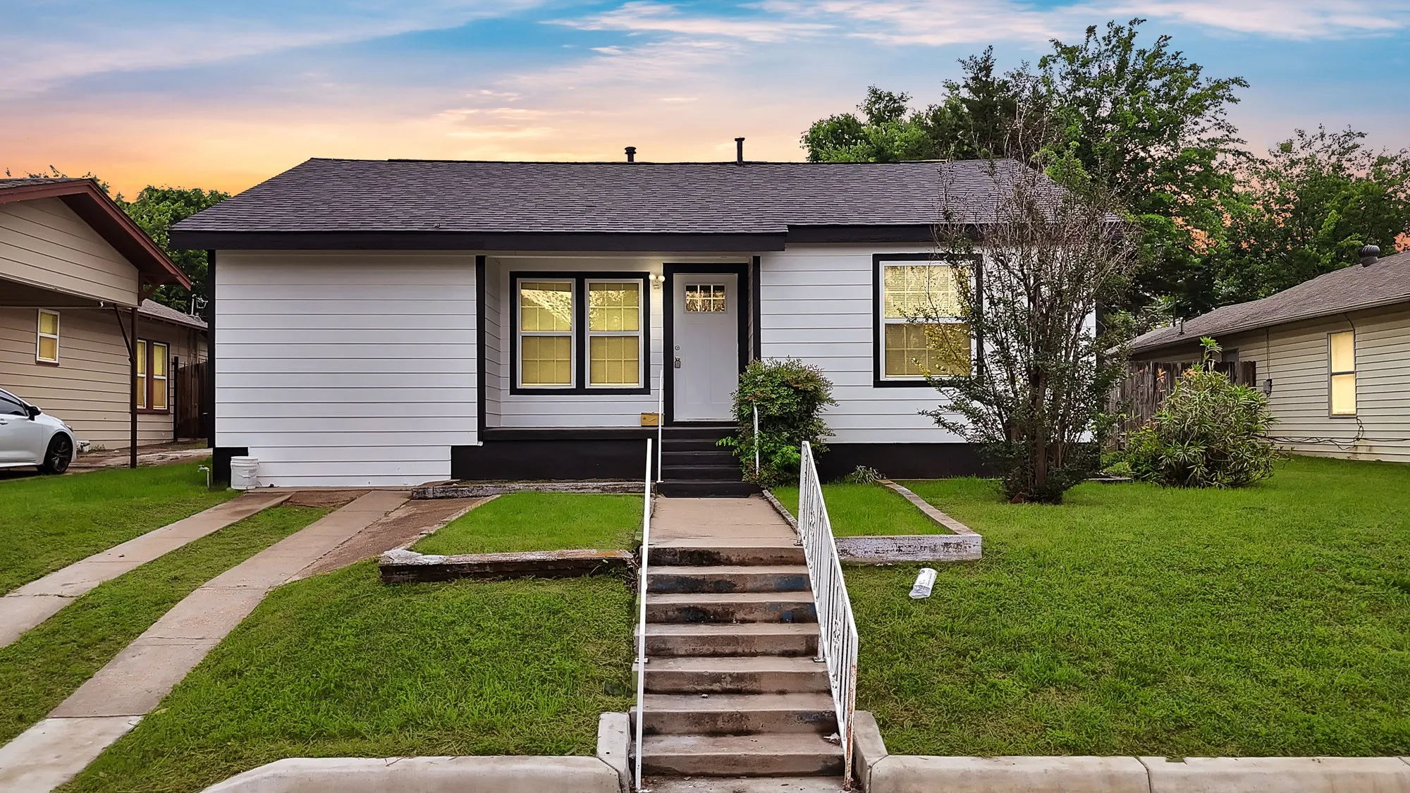 Single Family Residence For Sale in Tarrant County , 3449 Gordon Avenue, Fort Worth, Texas 76110, 3 Bedroom, 1 Bathroom, Garage spaces, 1,100 Sqft, built in 1950, mls#21247381, Real Estate Agent in Fort Worth, Homes For Sale in Tarrant county, Homes For Sale in Fort Worth, Realtor in Fort Worth Texas, Real Estate Brokerage Independent Realty Texas, Luminita Cordes Realtor