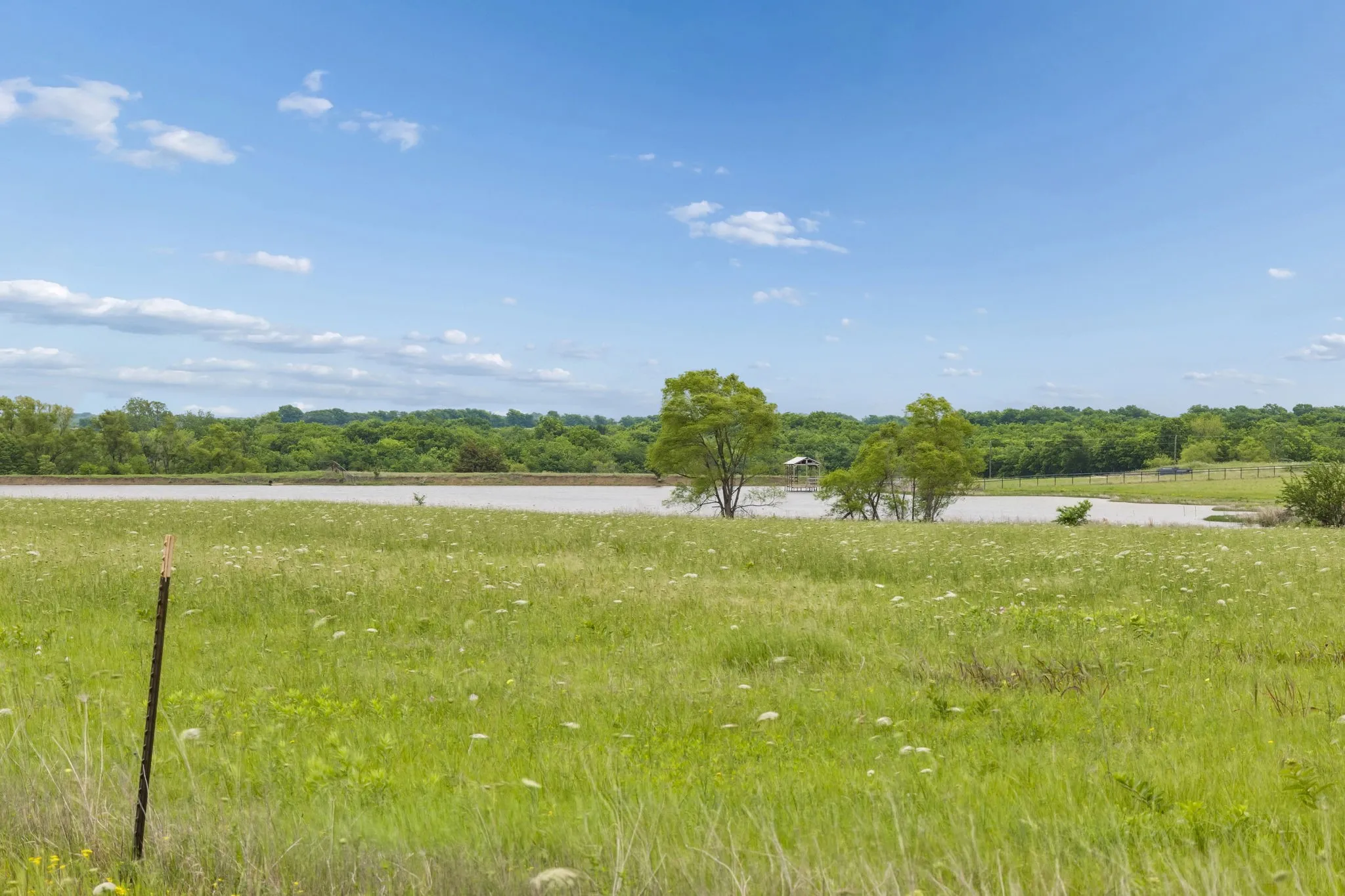 Unimproved Land For Sale in Fannin County , TBD Fm 272, Leonard, Texas 75452, 0, 0, Garage spaces, 0 Sqft, built in 0, mls#21244974, Real Estate Agent in Leonard, Homes For Sale in Fannin county, Homes For Sale in Leonard, Realtor in Leonard Texas, Real Estate Brokerage Independent Realty Texas, Luminita Cordes Realtor