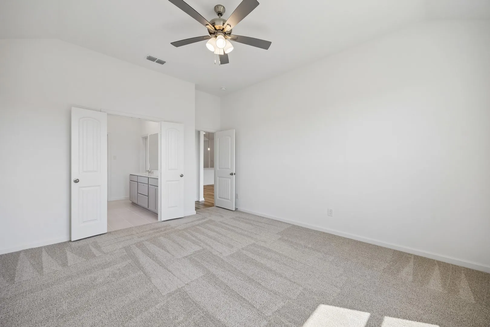 Single Family Residence For Sale in Kaufman County , 1021 Handel Road, Forney, Texas 75126, 3 Bedroom, 2 Bathroom, 2 Garage spaces, 1,574 Sqft, built in 2025, New Construction - Incomplete, mls#21250162, Real Estate Agent in Forney, Homes For Sale in Kaufman county, Homes For Sale in Forney, Realtor in Forney Texas, Real Estate Brokerage Independent Realty Texas, Luminita Cordes Realtor