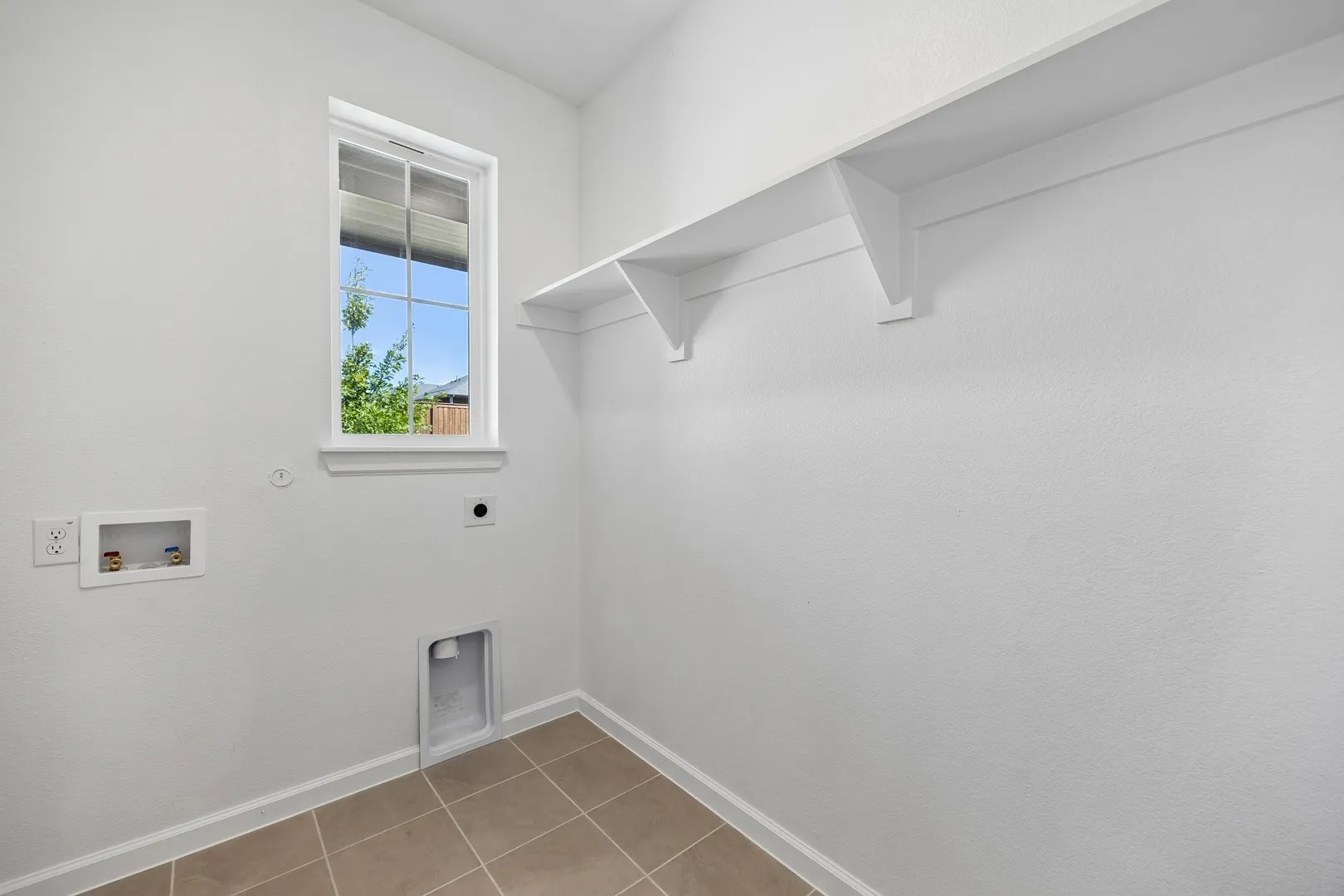 Single Family Residence For Sale in Kaufman County , 1021 Handel Road, Forney, Texas 75126, 3 Bedroom, 2 Bathroom, 2 Garage spaces, 1,574 Sqft, built in 2025, New Construction - Incomplete, mls#21250162, Real Estate Agent in Forney, Homes For Sale in Kaufman county, Homes For Sale in Forney, Realtor in Forney Texas, Real Estate Brokerage Independent Realty Texas, Luminita Cordes Realtor