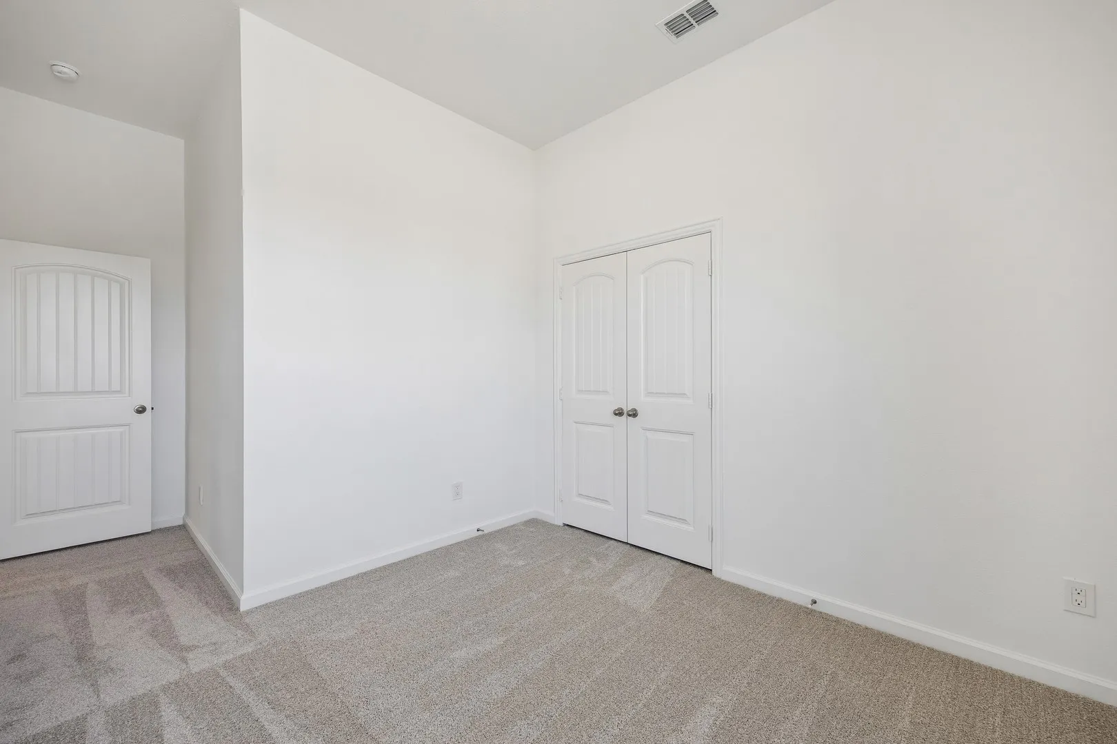 Single Family Residence For Sale in Kaufman County , 1021 Handel Road, Forney, Texas 75126, 3 Bedroom, 2 Bathroom, 2 Garage spaces, 1,574 Sqft, built in 2025, New Construction - Incomplete, mls#21250162, Real Estate Agent in Forney, Homes For Sale in Kaufman county, Homes For Sale in Forney, Realtor in Forney Texas, Real Estate Brokerage Independent Realty Texas, Luminita Cordes Realtor