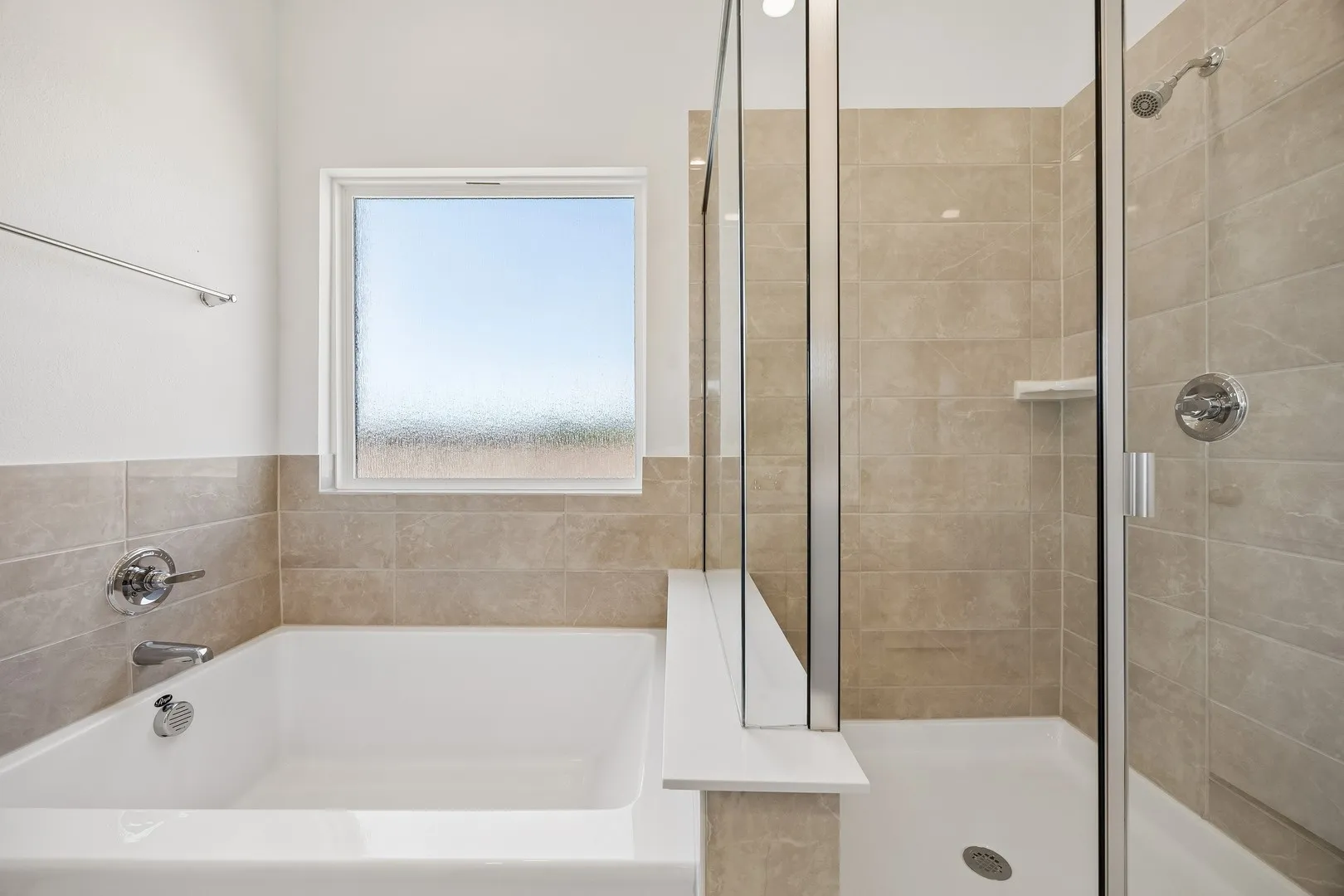 Single Family Residence For Sale in Kaufman County , 1021 Handel Road, Forney, Texas 75126, 3 Bedroom, 2 Bathroom, 2 Garage spaces, 1,574 Sqft, built in 2025, New Construction - Incomplete, mls#21250162, Real Estate Agent in Forney, Homes For Sale in Kaufman county, Homes For Sale in Forney, Realtor in Forney Texas, Real Estate Brokerage Independent Realty Texas, Luminita Cordes Realtor