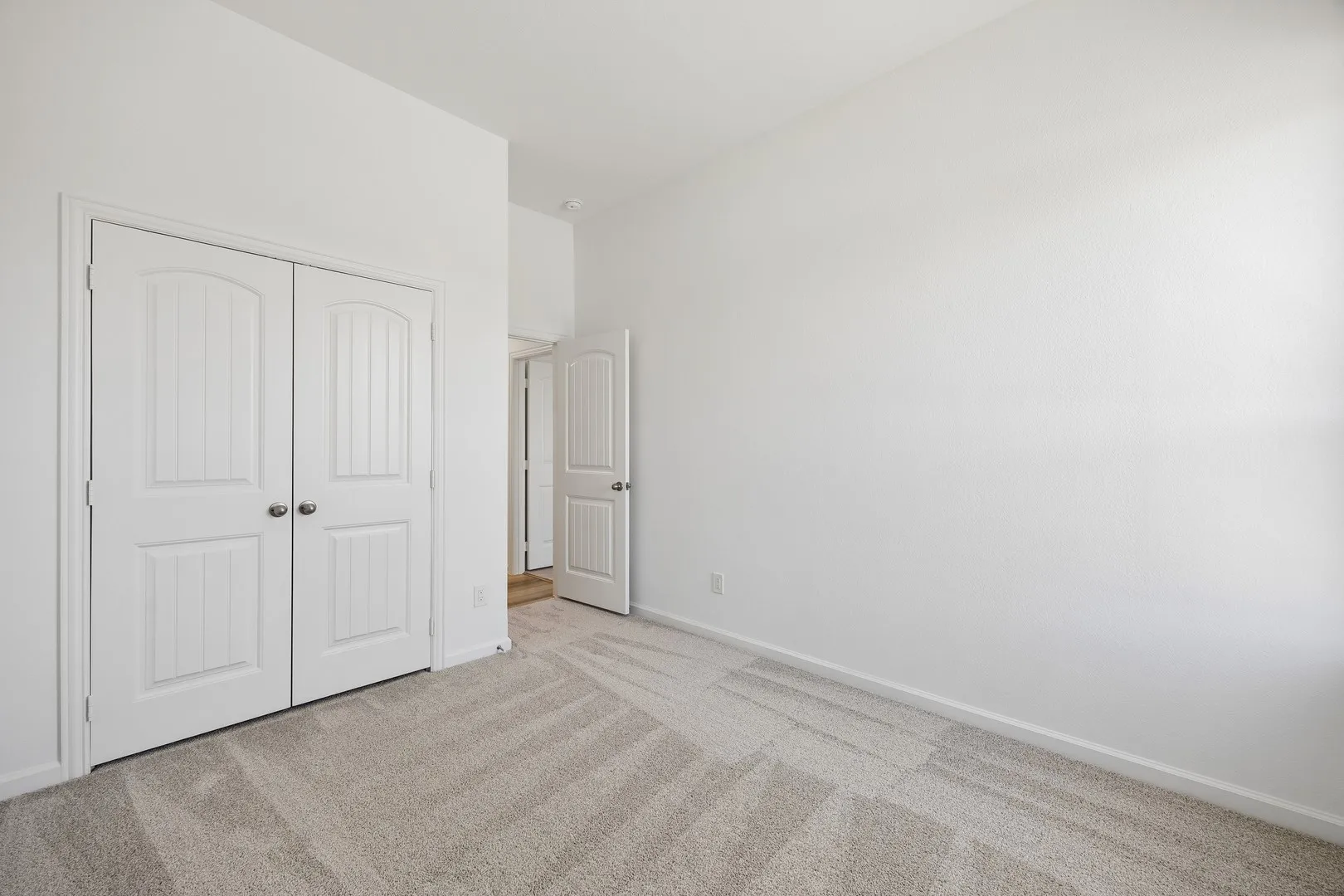 Single Family Residence For Sale in Kaufman County , 1021 Handel Road, Forney, Texas 75126, 3 Bedroom, 2 Bathroom, 2 Garage spaces, 1,574 Sqft, built in 2025, New Construction - Incomplete, mls#21250162, Real Estate Agent in Forney, Homes For Sale in Kaufman county, Homes For Sale in Forney, Realtor in Forney Texas, Real Estate Brokerage Independent Realty Texas, Luminita Cordes Realtor