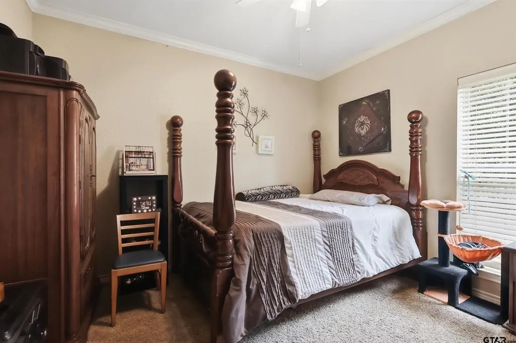 Single Family Residence For Sale in Wood County , 110 CR 2258, Mineola, Texas 75773, 3 Bedrooms, 2 Bathrooms, 2 Garage spaces, 2,033 Sqft, built in 2010, Price $419,000, mls#21250192, Real Estate Agent in Mineola, Homes For Sale in Wood county, Homes For Sale in Mineola, Realtor in Mineola Texas, Real Estate Brokerage Independent Realty Texas, Luminita Cordes Realtor