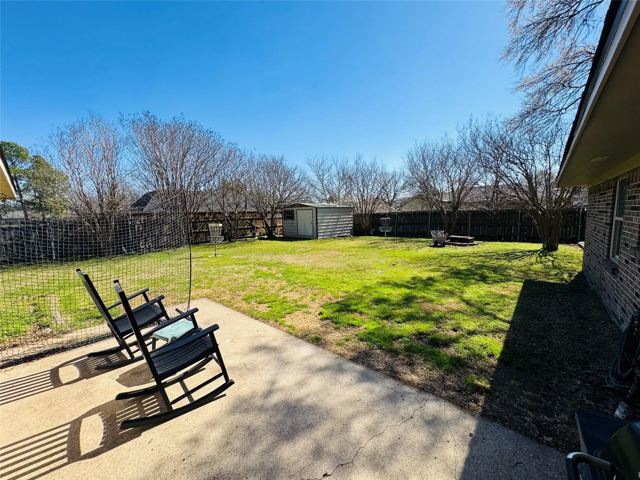 Single Family Residence For Sale in Kaufman County , 305 S 1st Street, Crandall, Texas 75114, 3 Bedrooms, 3 Bathrooms, Garage spaces, 1,968 Sqft, built in 1971, Price $265,999, mls#21250202, Real Estate Agent in Crandall, Homes For Sale in Kaufman county, Homes For Sale in Crandall, Realtor in Crandall Texas, Real Estate Brokerage Independent Realty Texas, Luminita Cordes Realtor