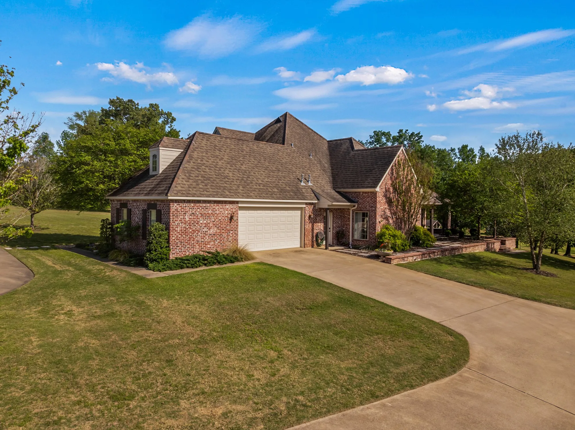 Farm For Sale in Camp County , 6 County Road 1215, Pittsburg, Texas 75686, 4 Bedroom, 4 Bathroom, 2 Garage spaces, 3,880 Sqft, built in 2006, mls#21249788, Real Estate Agent in Pittsburg, Homes For Sale in Camp county, Homes For Sale in Pittsburg, Realtor in Pittsburg Texas, Real Estate Brokerage Independent Realty Texas, Luminita Cordes Realtor