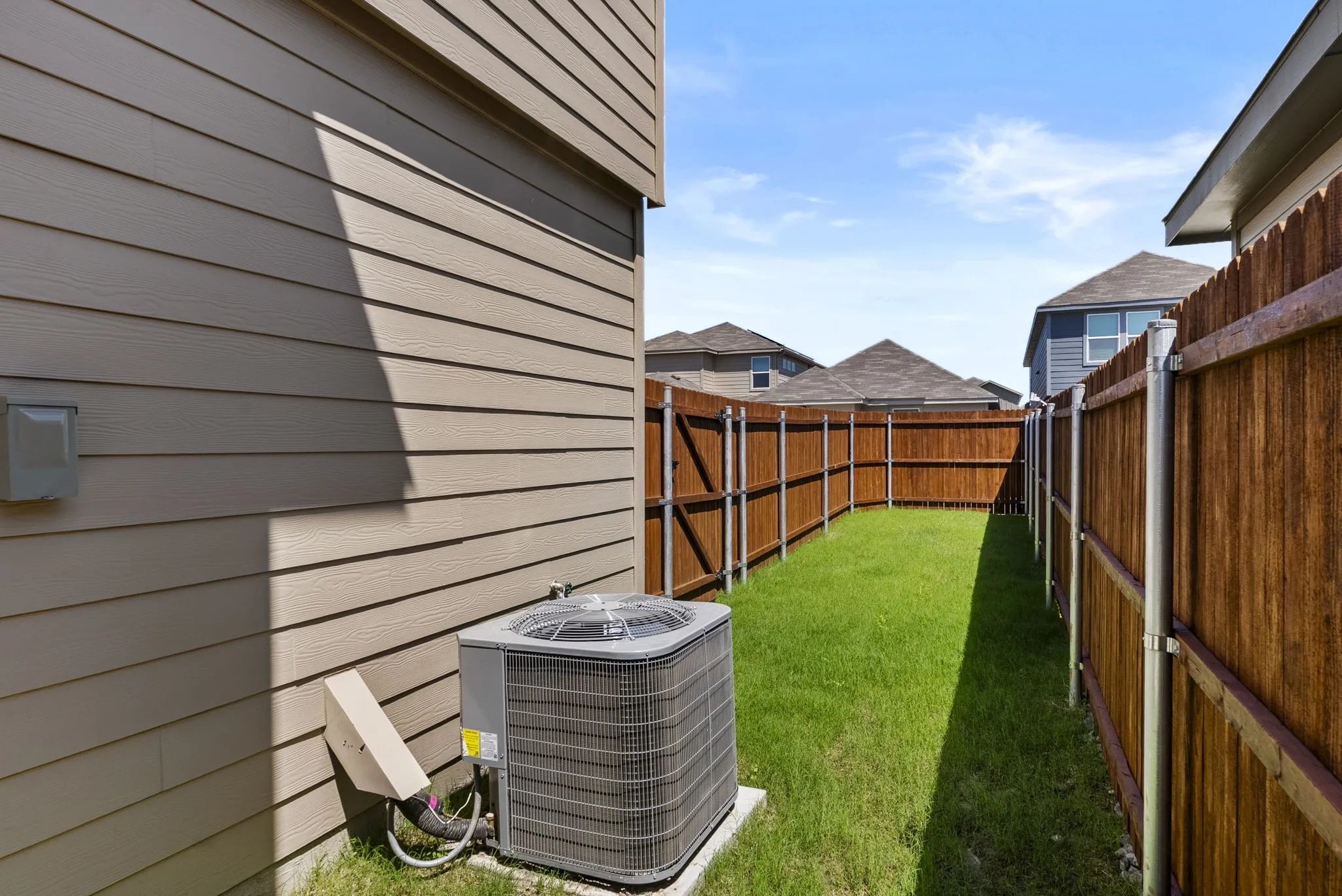 Single Family Residence For Sale in Tarrant County , 3109 Maple Orchard Lane, Fort Worth, Texas 76140, 4 Bedrooms, 3 Bathrooms, 2 Garage spaces, 2,054 Sqft, built in 2025, Price $299,500, mls#21250235, Real Estate Agent in Fort Worth, Homes For Sale in Tarrant county, Homes For Sale in Fort Worth, Realtor in Fort Worth Texas, Real Estate Brokerage Independent Realty Texas, Luminita Cordes Realtor