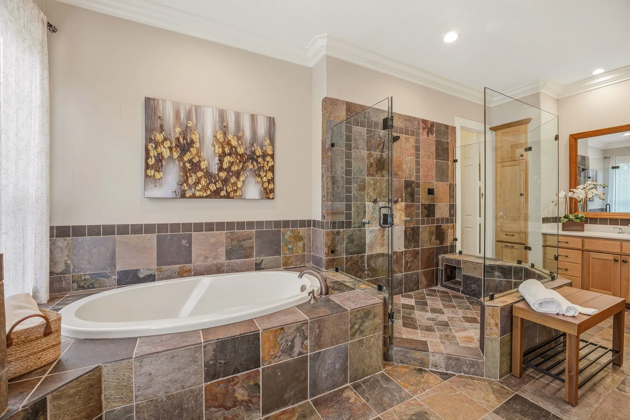 Large Tub in Master Bath