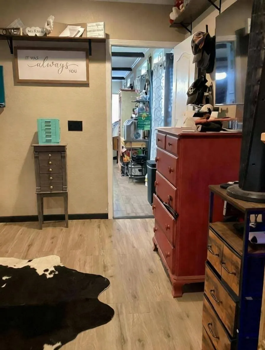 Manufactured Home For Sale in Callahan County , 316 N Avenue A, Cross Plains, Texas 76443, 3 Bedroom, 2 Bathroom, Garage spaces, 1,330 Sqft, built in 2019, mls#21250294, Real Estate Agent in Cross Plains, Homes For Sale in Callahan county, Homes For Sale in Cross Plains, Realtor in Cross Plains Texas, Real Estate Brokerage Independent Realty Texas, Luminita Cordes Realtor