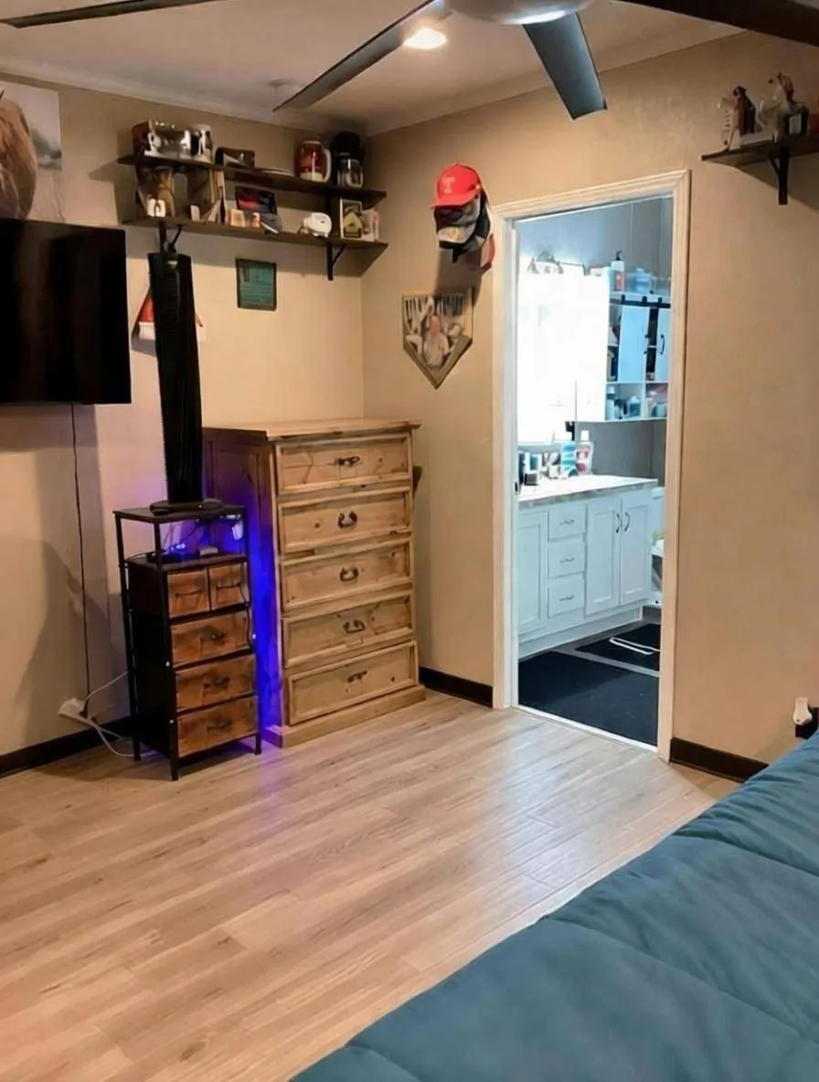 Manufactured Home For Sale in Callahan County , 316 N Avenue A, Cross Plains, Texas 76443, 3 Bedroom, 2 Bathroom, Garage spaces, 1,330 Sqft, built in 2019, mls#21250294, Real Estate Agent in Cross Plains, Homes For Sale in Callahan county, Homes For Sale in Cross Plains, Realtor in Cross Plains Texas, Real Estate Brokerage Independent Realty Texas, Luminita Cordes Realtor