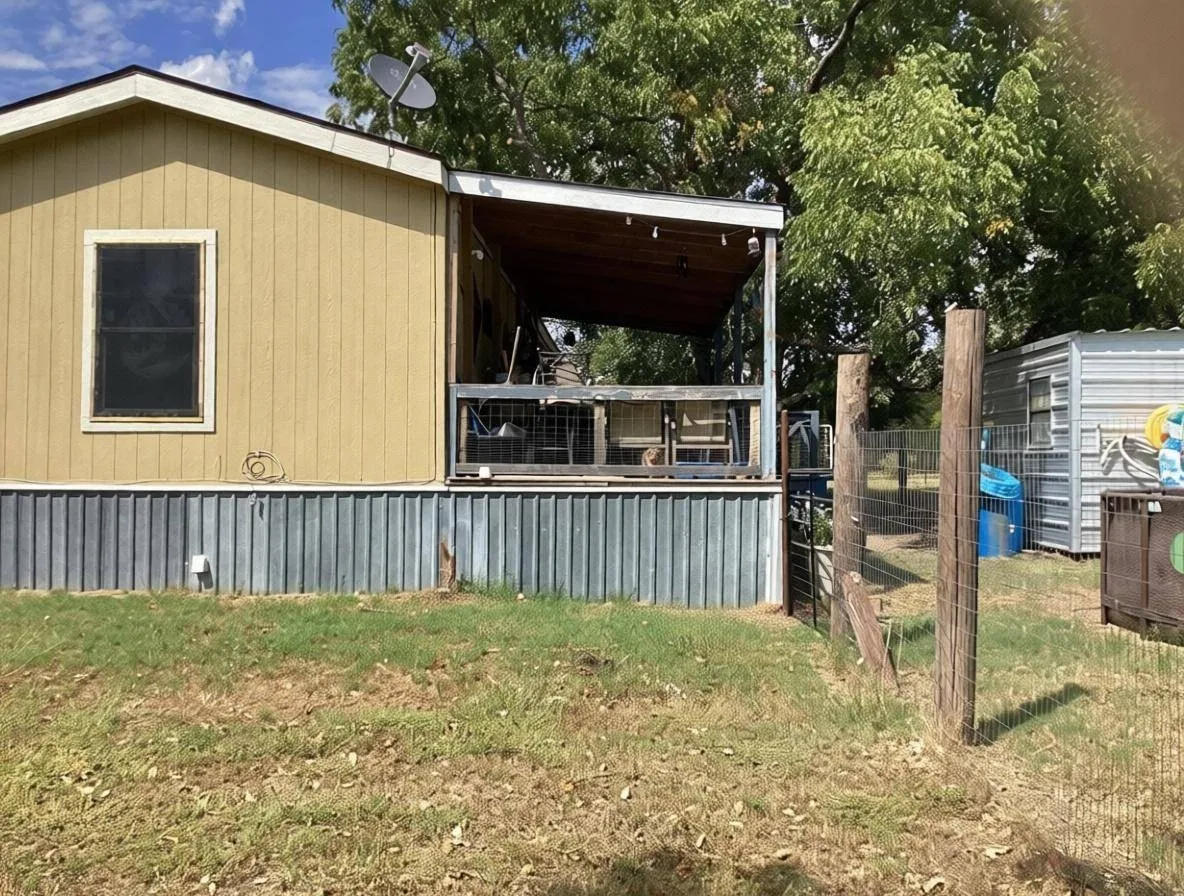 Manufactured Home For Sale in Callahan County , 316 N Avenue A, Cross Plains, Texas 76443, 3 Bedroom, 2 Bathroom, Garage spaces, 1,330 Sqft, built in 2019, mls#21250294, Real Estate Agent in Cross Plains, Homes For Sale in Callahan county, Homes For Sale in Cross Plains, Realtor in Cross Plains Texas, Real Estate Brokerage Independent Realty Texas, Luminita Cordes Realtor