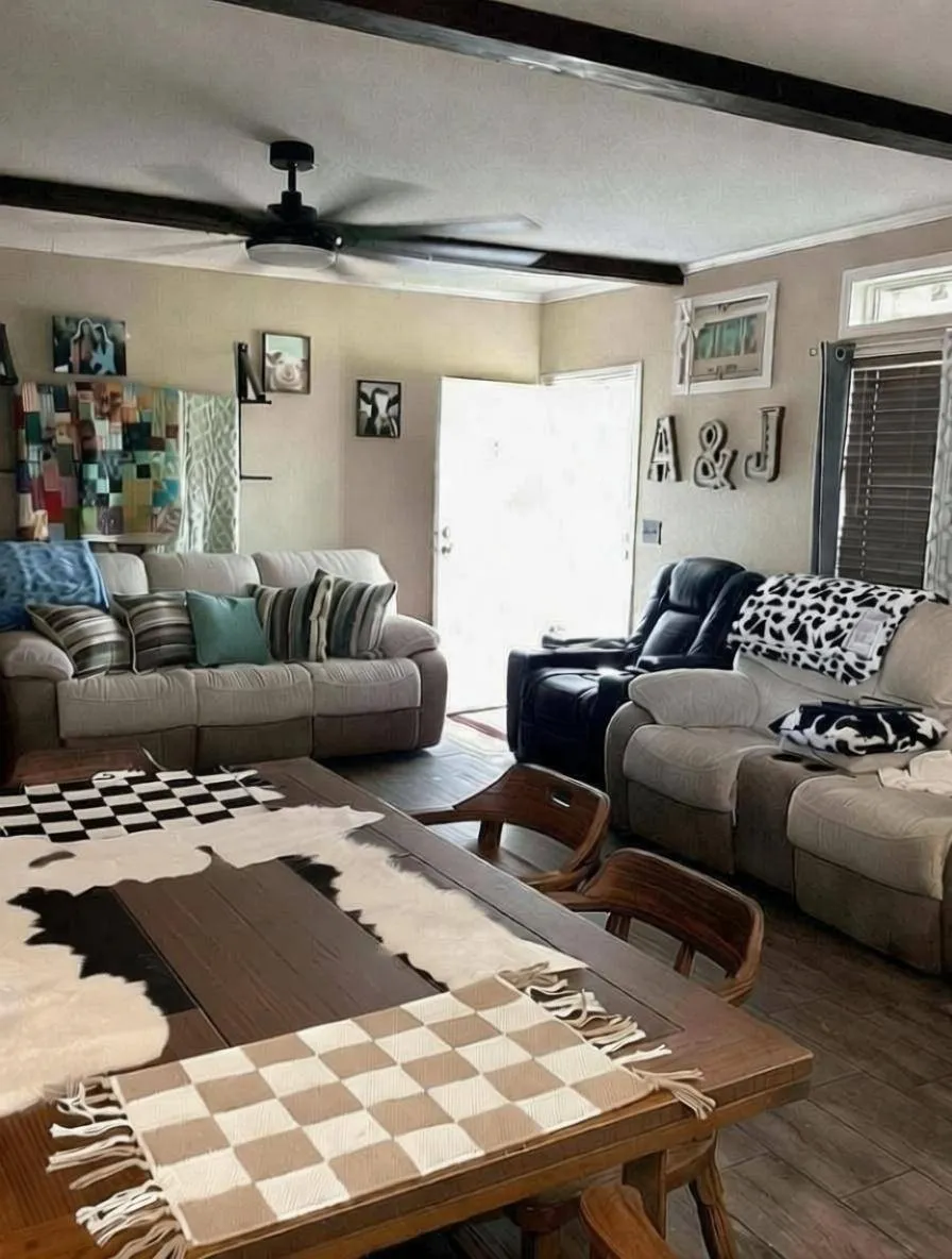 Manufactured Home For Sale in Callahan County , 316 N Avenue A, Cross Plains, Texas 76443, 3 Bedroom, 2 Bathroom, Garage spaces, 1,330 Sqft, built in 2019, mls#21250294, Real Estate Agent in Cross Plains, Homes For Sale in Callahan county, Homes For Sale in Cross Plains, Realtor in Cross Plains Texas, Real Estate Brokerage Independent Realty Texas, Luminita Cordes Realtor