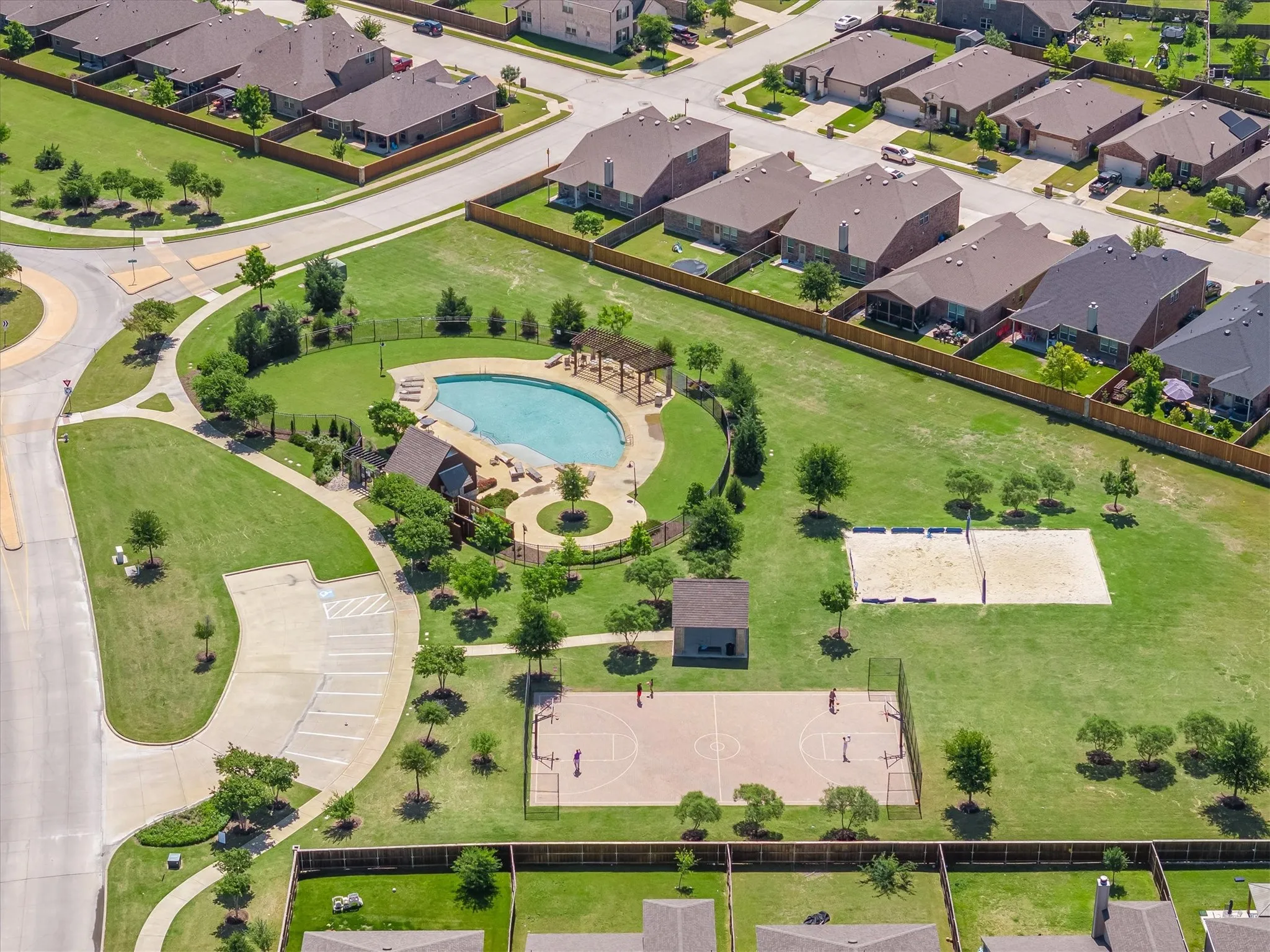 Single Family Residence For Sale in Kaufman County , 1284 Binfield Drive, Forney, Texas 75126, 3 Bedrooms, 2 Bathrooms, 2 Garage spaces, 1,874 Sqft, built in 2021, Preowned, Price $359,900, mls#21250269, Real Estate Agent in Forney, Homes For Sale in Kaufman county, Homes For Sale in Forney, Realtor in Forney Texas, Real Estate Brokerage Independent Realty Texas, Luminita Cordes Realtor