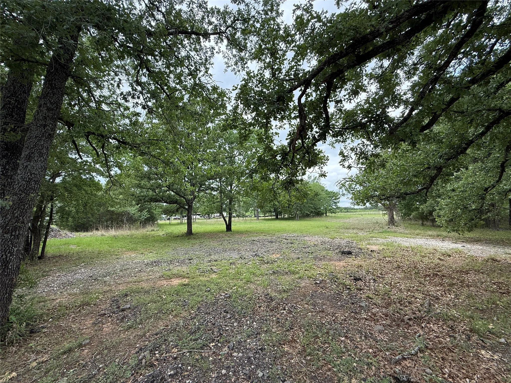 Unimproved Land For Sale in Freestone County , Lot 112 April Cove, Streetman, Texas 75859, 0, 0, Garage spaces, 0 Sqft, built in 0, Price $30,000, mls#21250127, Real Estate Agent in Streetman, Homes For Sale in Freestone county, Homes For Sale in Streetman, Realtor in Streetman Texas, Real Estate Brokerage Independent Realty Texas, Luminita Cordes Realtor