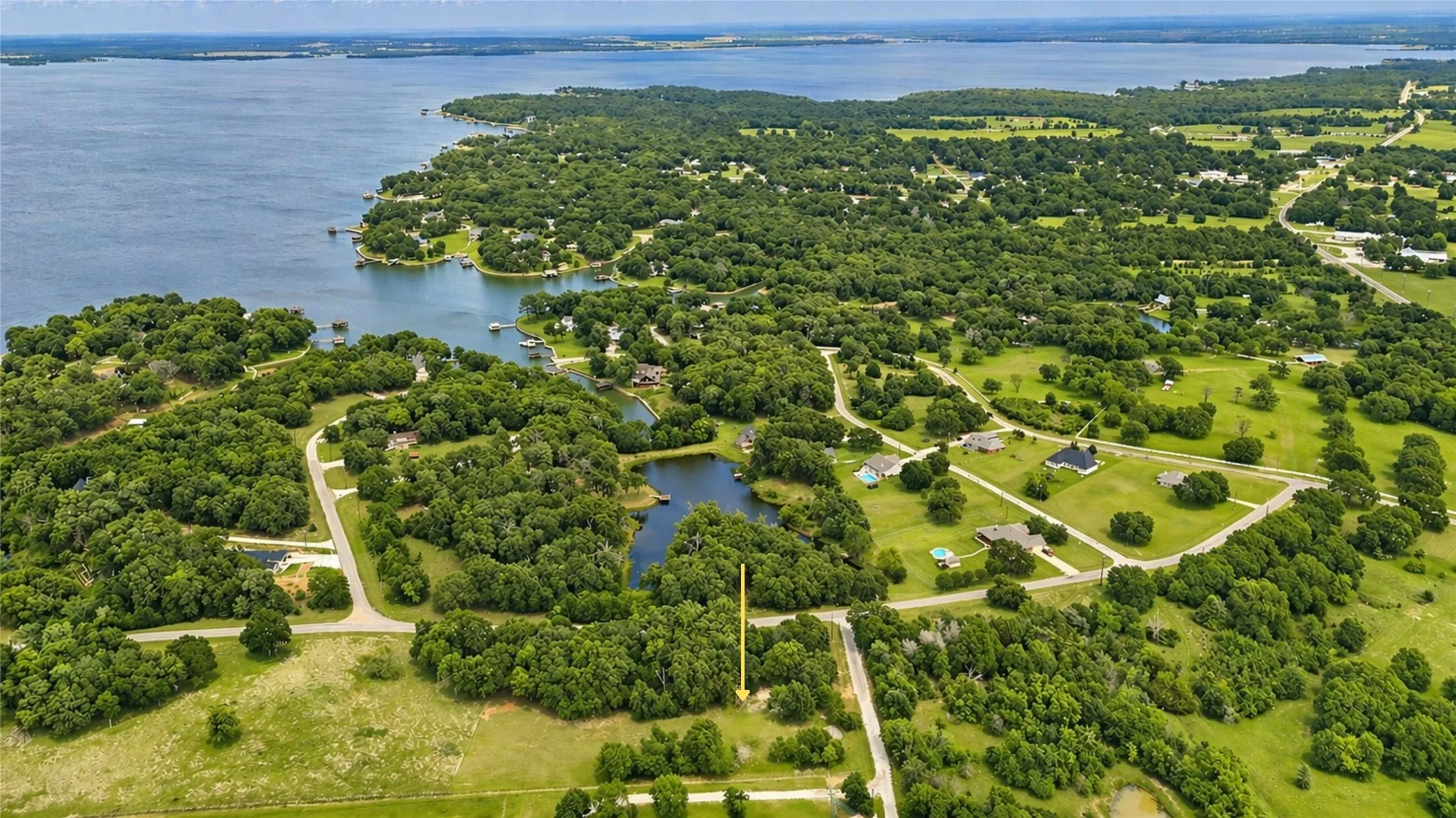 Unimproved Land For Sale in Freestone County , Lot 112 April Cove, Streetman, Texas 75859, 0, 0, Garage spaces, 0 Sqft, built in 0, Price $30,000, mls#21250127, Real Estate Agent in Streetman, Homes For Sale in Freestone county, Homes For Sale in Streetman, Realtor in Streetman Texas, Real Estate Brokerage Independent Realty Texas, Luminita Cordes Realtor
