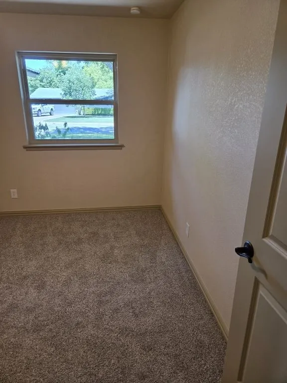 Single Family Residence For Sale in Tarrant County , 7408 Overhill Road, Fort Worth, Texas 76116, 3 Bedrooms, 2 Bathrooms, 2 Garage spaces, 1,449 Sqft, built in 1968, Preowned, Price $350,000, mls#21250272, Real Estate Agent in Fort Worth, Homes For Sale in Tarrant county, Homes For Sale in Fort Worth, Realtor in Fort Worth Texas, Real Estate Brokerage Independent Realty Texas, Luminita Cordes Realtor