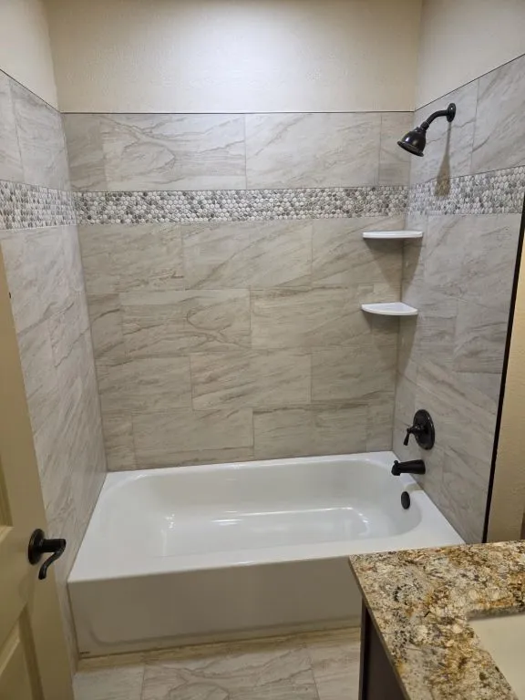 Single Family Residence For Sale in Tarrant County , 7408 Overhill Road, Fort Worth, Texas 76116, 3 Bedrooms, 2 Bathrooms, 2 Garage spaces, 1,449 Sqft, built in 1968, Preowned, Price $350,000, mls#21250272, Real Estate Agent in Fort Worth, Homes For Sale in Tarrant county, Homes For Sale in Fort Worth, Realtor in Fort Worth Texas, Real Estate Brokerage Independent Realty Texas, Luminita Cordes Realtor