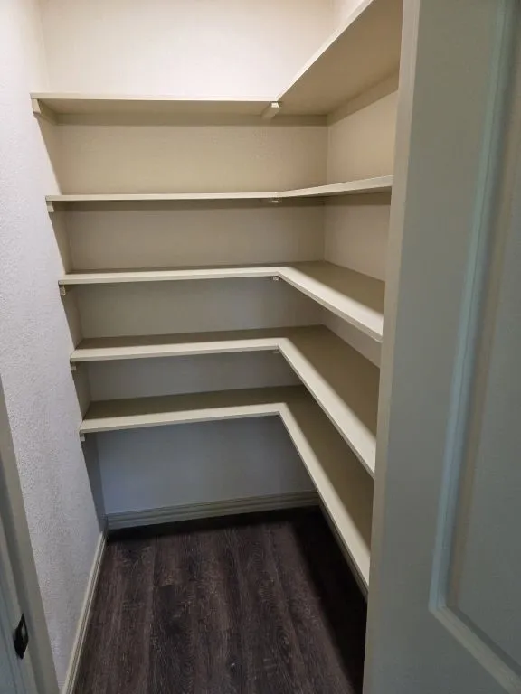 Single Family Residence For Sale in Tarrant County , 7408 Overhill Road, Fort Worth, Texas 76116, 3 Bedrooms, 2 Bathrooms, 2 Garage spaces, 1,449 Sqft, built in 1968, Preowned, Price $350,000, mls#21250272, Real Estate Agent in Fort Worth, Homes For Sale in Tarrant county, Homes For Sale in Fort Worth, Realtor in Fort Worth Texas, Real Estate Brokerage Independent Realty Texas, Luminita Cordes Realtor