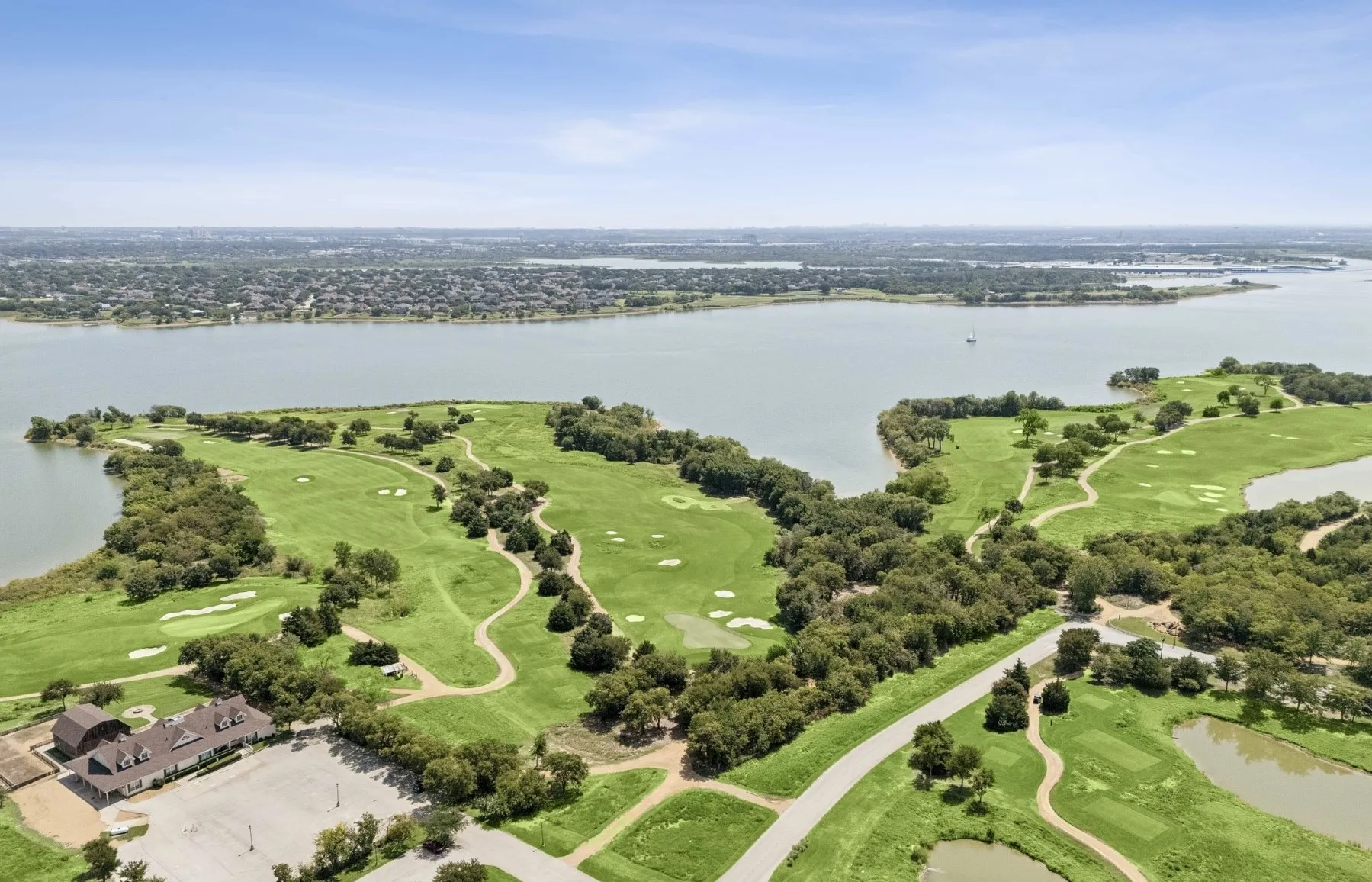 Single Family Residence For Sale in Denton County , 2732 Promenade, The Colony, Texas 75056, 2 Bedroom, 2 Bathroom, 2 Garage spaces, 1,776 Sqft, built in 2019, Preowned, mls#21250118, Real Estate Agent in The Colony, Homes For Sale in Denton county, Homes For Sale in The Colony, Realtor in The Colony Texas, Real Estate Brokerage Independent Realty Texas, Luminita Cordes Realtor